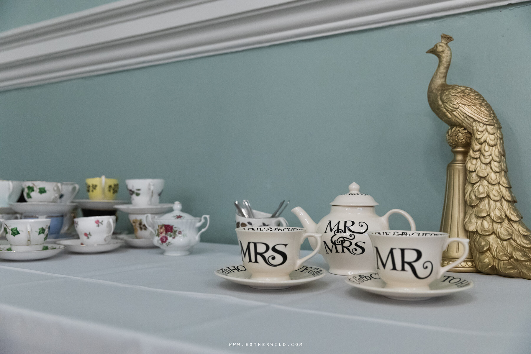 Esther_Wild_Photographer_Kings_Lynn_Town_Hall_Wedding_Tilney_St_Lawrence_Winter_Wedding_Photography_IMG_1375.jpg