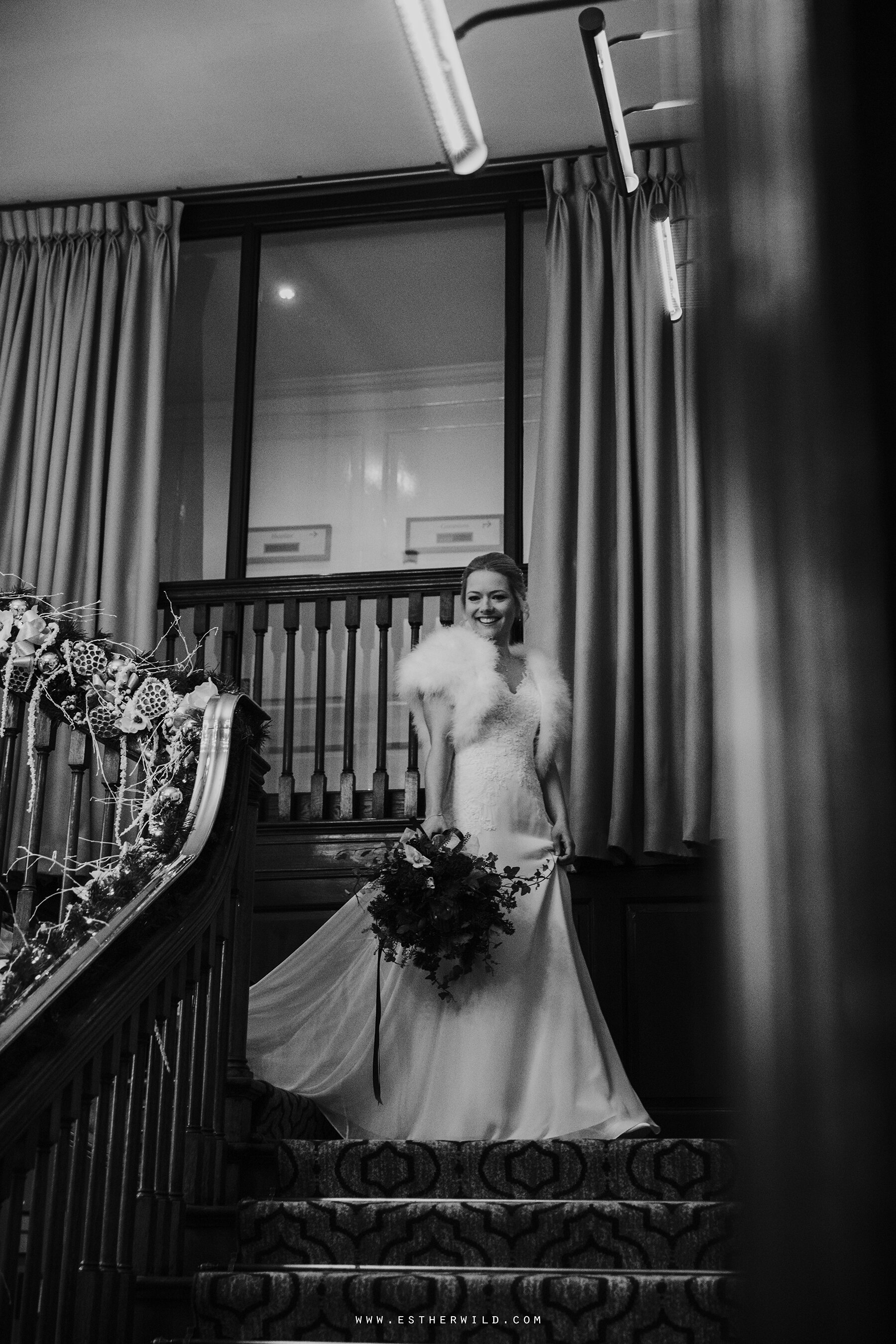 Wootton_House_Dorking_Guildford_London_Winter_Wedding_Photography_Copyright_Esther_Wild_Photographer_IMG_0244-2.jpg