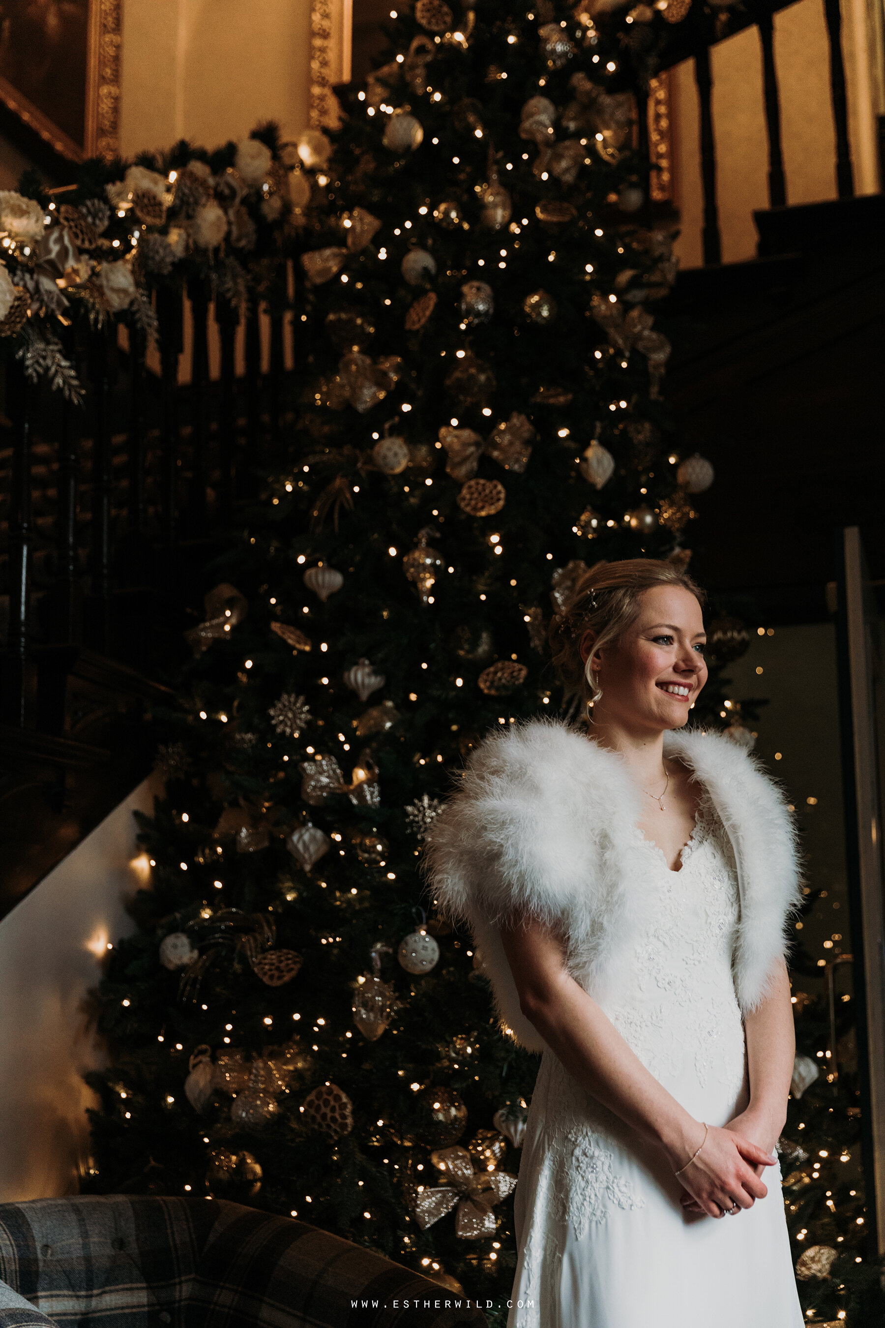 Wootton_House_Dorking_Guildford_London_Winter_Wedding_Photography_Copyright_Esther_Wild_Photographer_IMG_0357.jpg