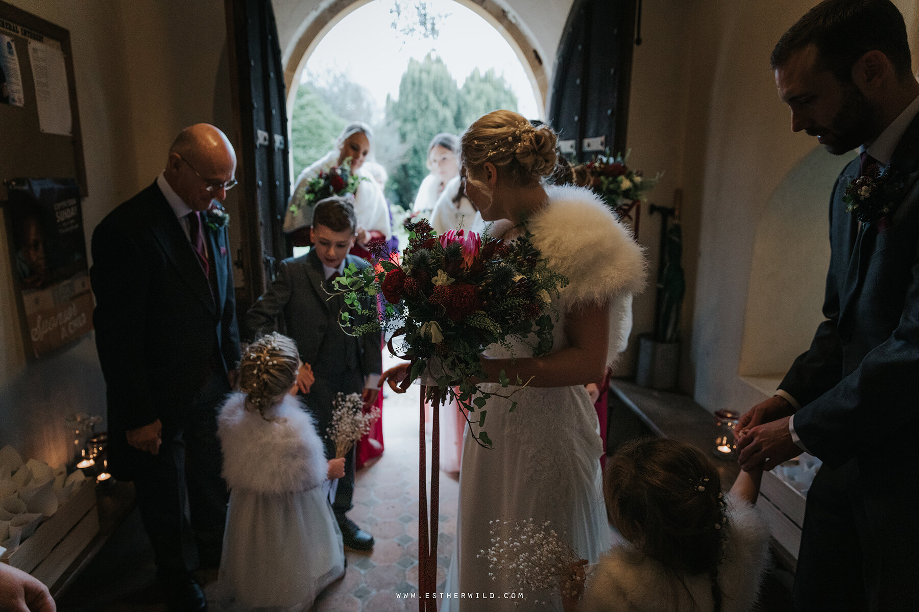 Wootton_House_Dorking_Guildford_London_Winter_Wedding_Photography_Copyright_Esther_Wild_Photographer_IMG_0519.jpg