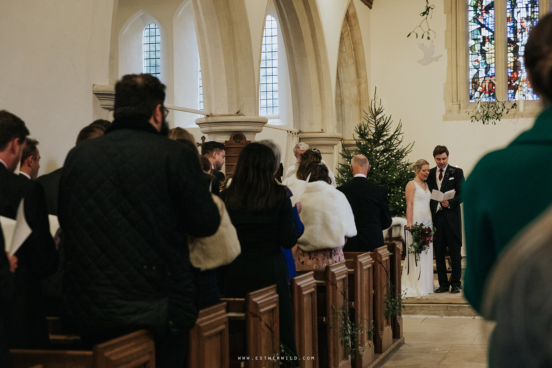 Wootton_House_Dorking_Guildford_London_Winter_Wedding_Photography_Copyright_Esther_Wild_Photographer_IMG_0854.jpg