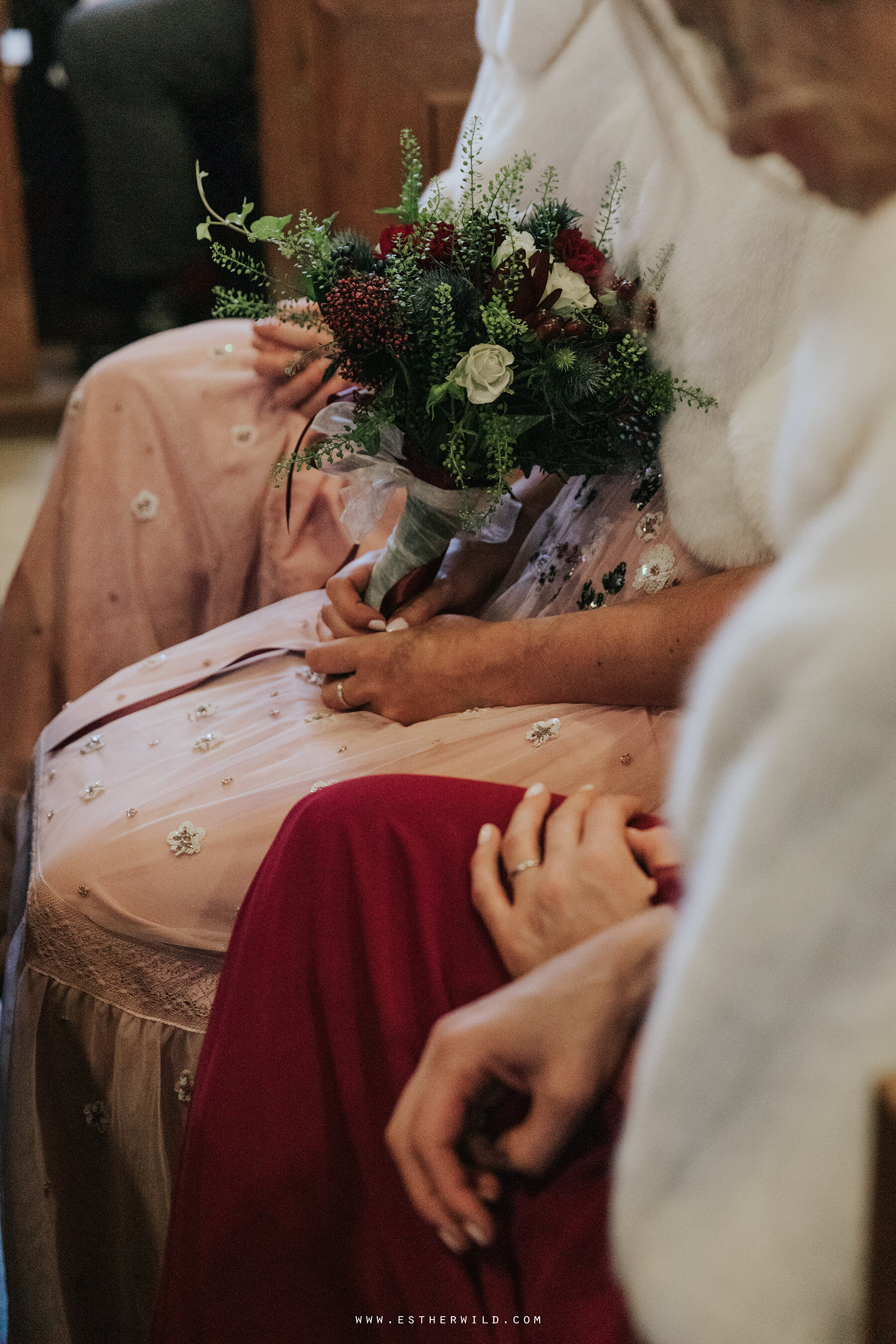 Wootton_House_Dorking_Guildford_London_Winter_Wedding_Photography_Copyright_Esther_Wild_Photographer_IMG_0787.jpg