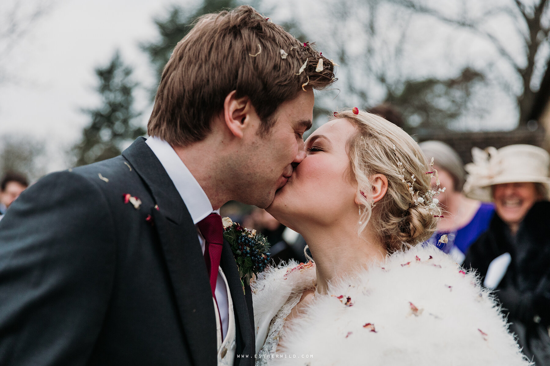 Wootton_House_Dorking_Guildford_London_Winter_Wedding_Photography_Copyright_Esther_Wild_Photographer_IMG_1034.jpg