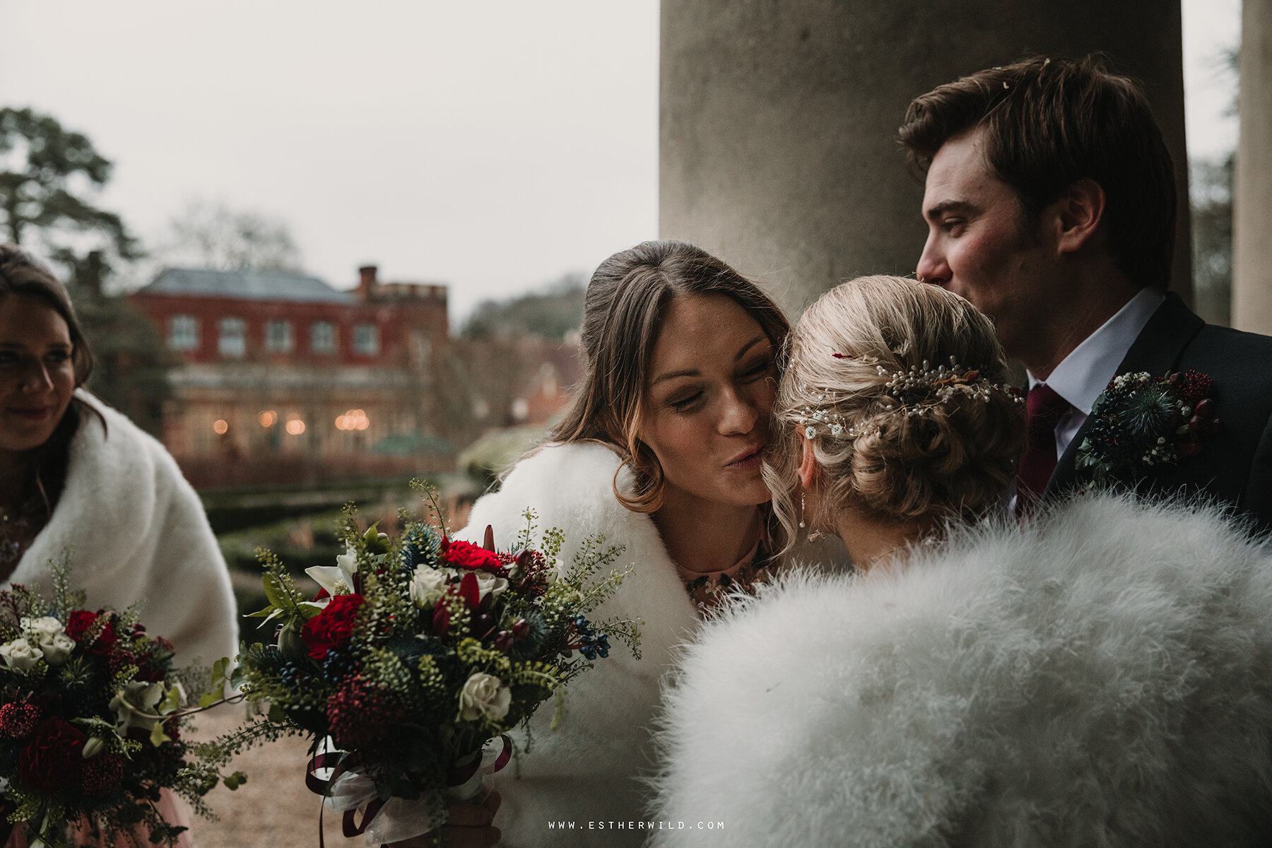 Wootton_House_Dorking_Guildford_London_Winter_Wedding_Photography_Copyright_Esther_Wild_Photographer_IMG_1120.jpg