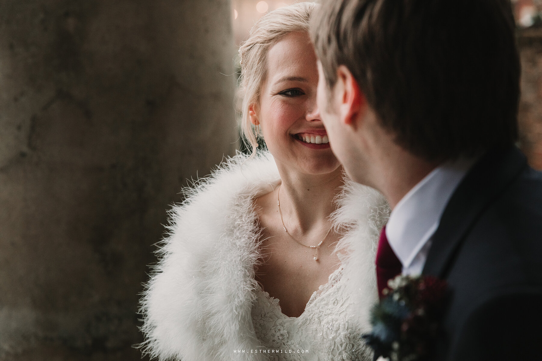 Wootton_House_Dorking_Guildford_London_Winter_Wedding_Photography_Copyright_Esther_Wild_Photographer_IMG_1214.jpg