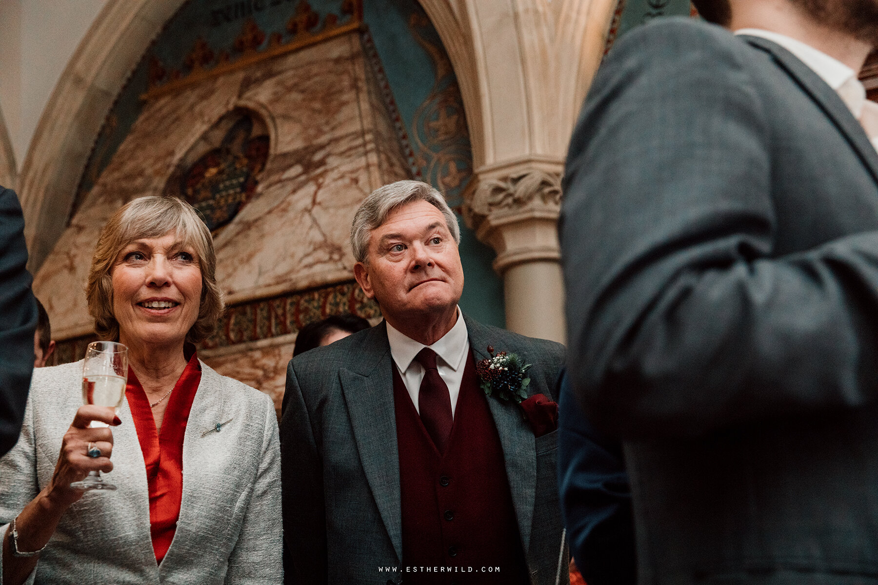 Wootton_House_Dorking_Guildford_London_Winter_Wedding_Photography_Copyright_Esther_Wild_Photographer_IMG_1962.jpg