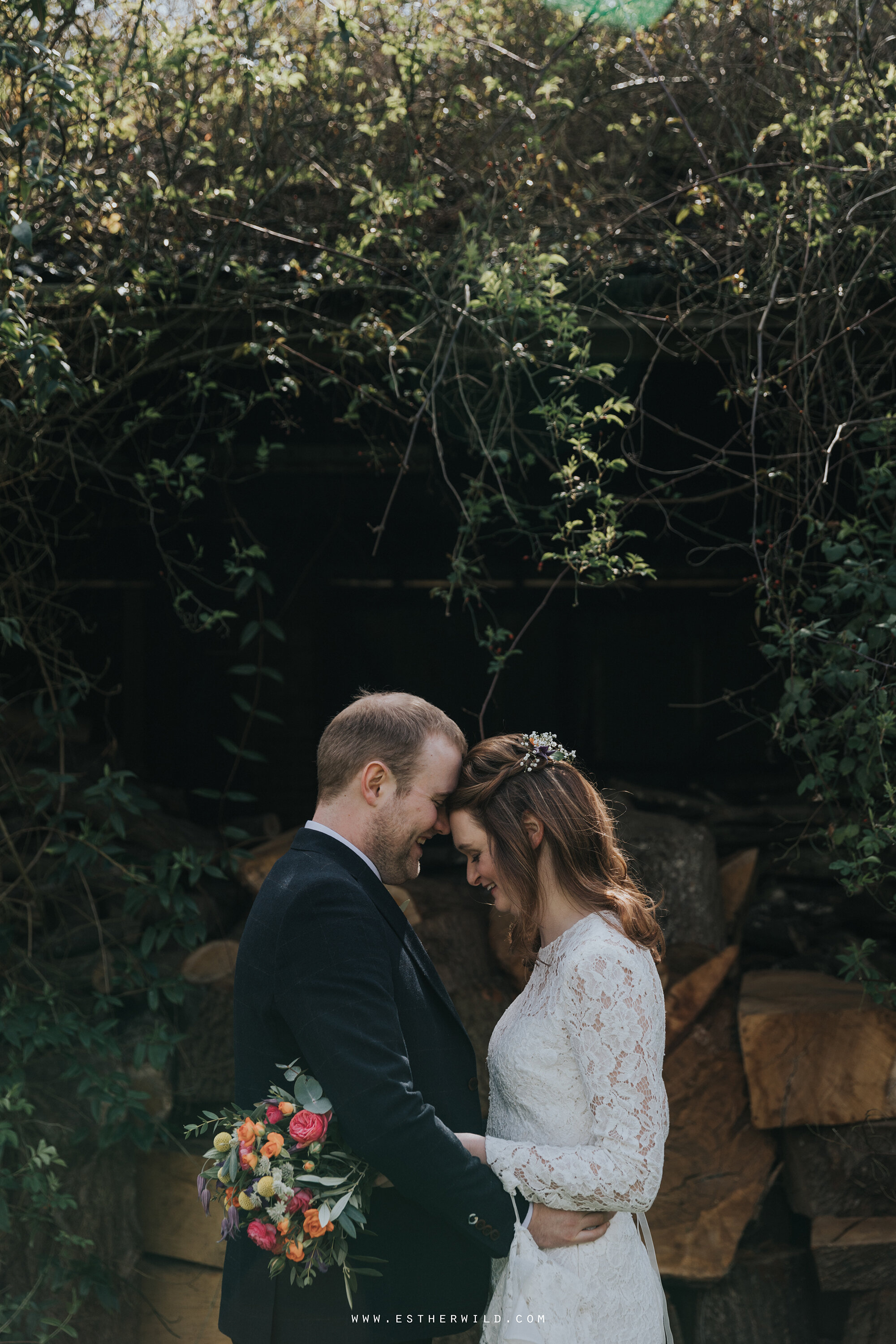 Chaucer_Barn_Spring_Gresham_Holt_Wedding_Photography_Copyright_Esther_Wild_Photographer_IMG_1038.jpg