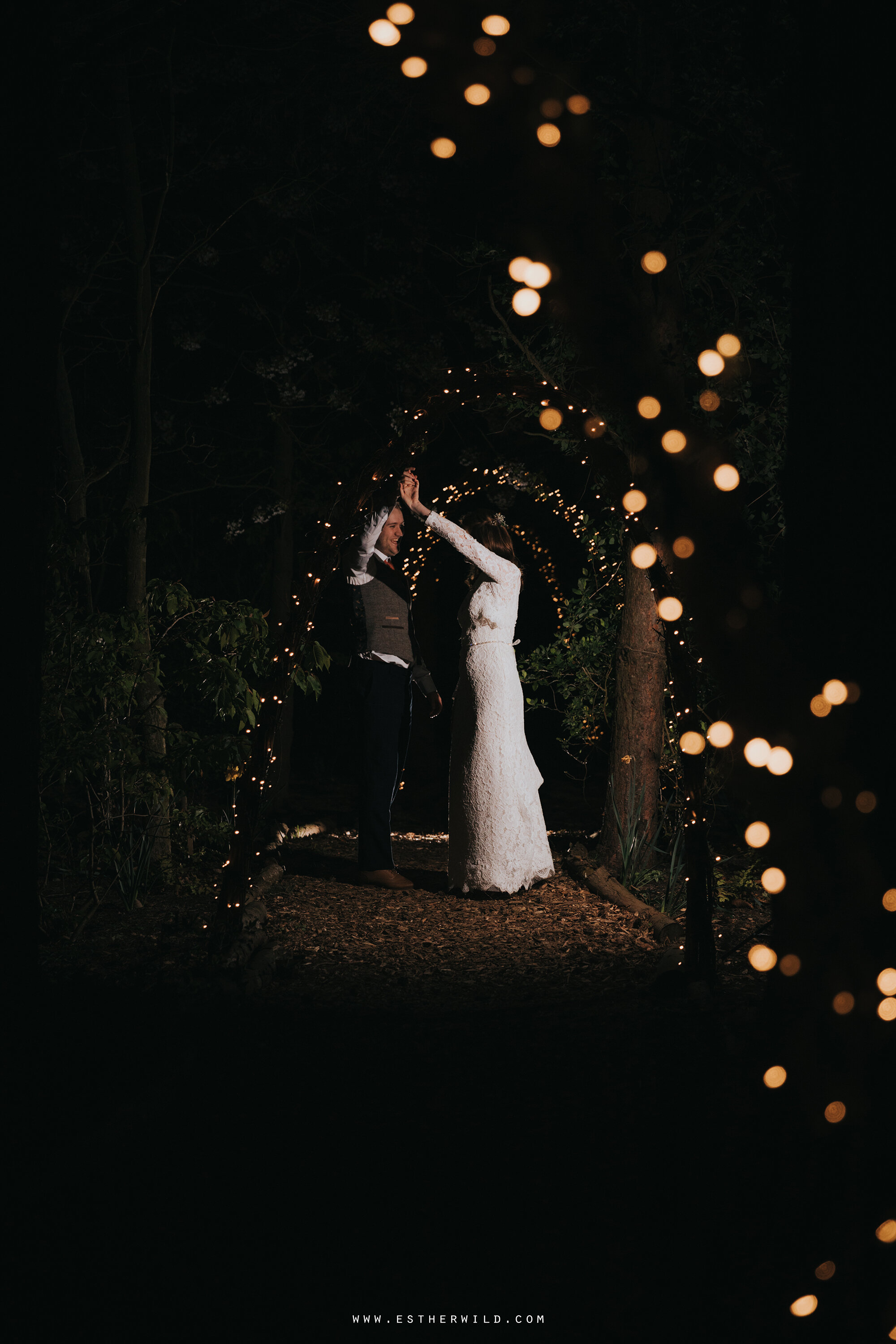 Chaucer_Barn_Spring_Gresham_Holt_Wedding_Photography_Copyright_Esther_Wild_Photographer_IMG_2391.jpg