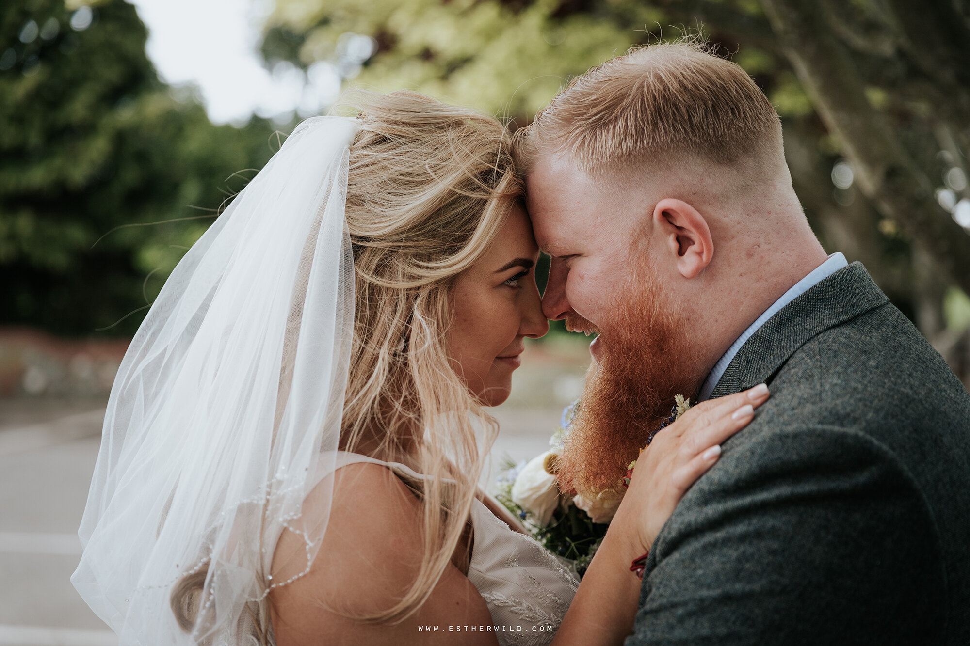 Ffolkes_Arms_Hillington_Kings_Lynn_Norfolk_Wedding_Photography_Copyright_Esther_Wild_Photographer_IMG_1114.jpg