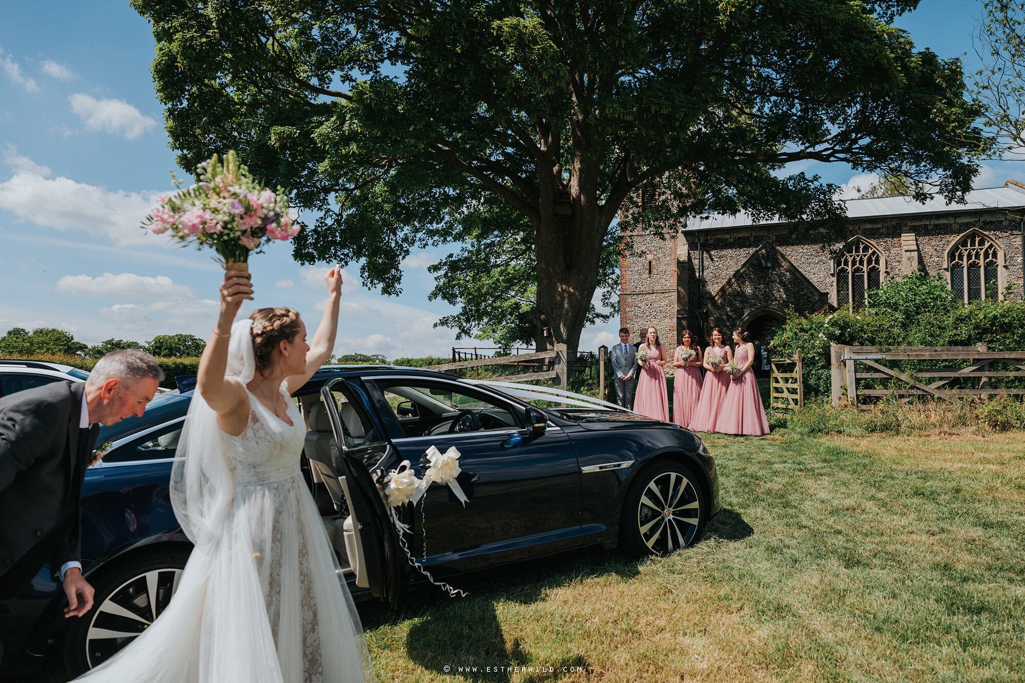 Glebe_Farm_Barn_Norfolk_Wedding_Photographer_Copyright_Esther_Wild_Photographer_198-IMG_2645.jpg