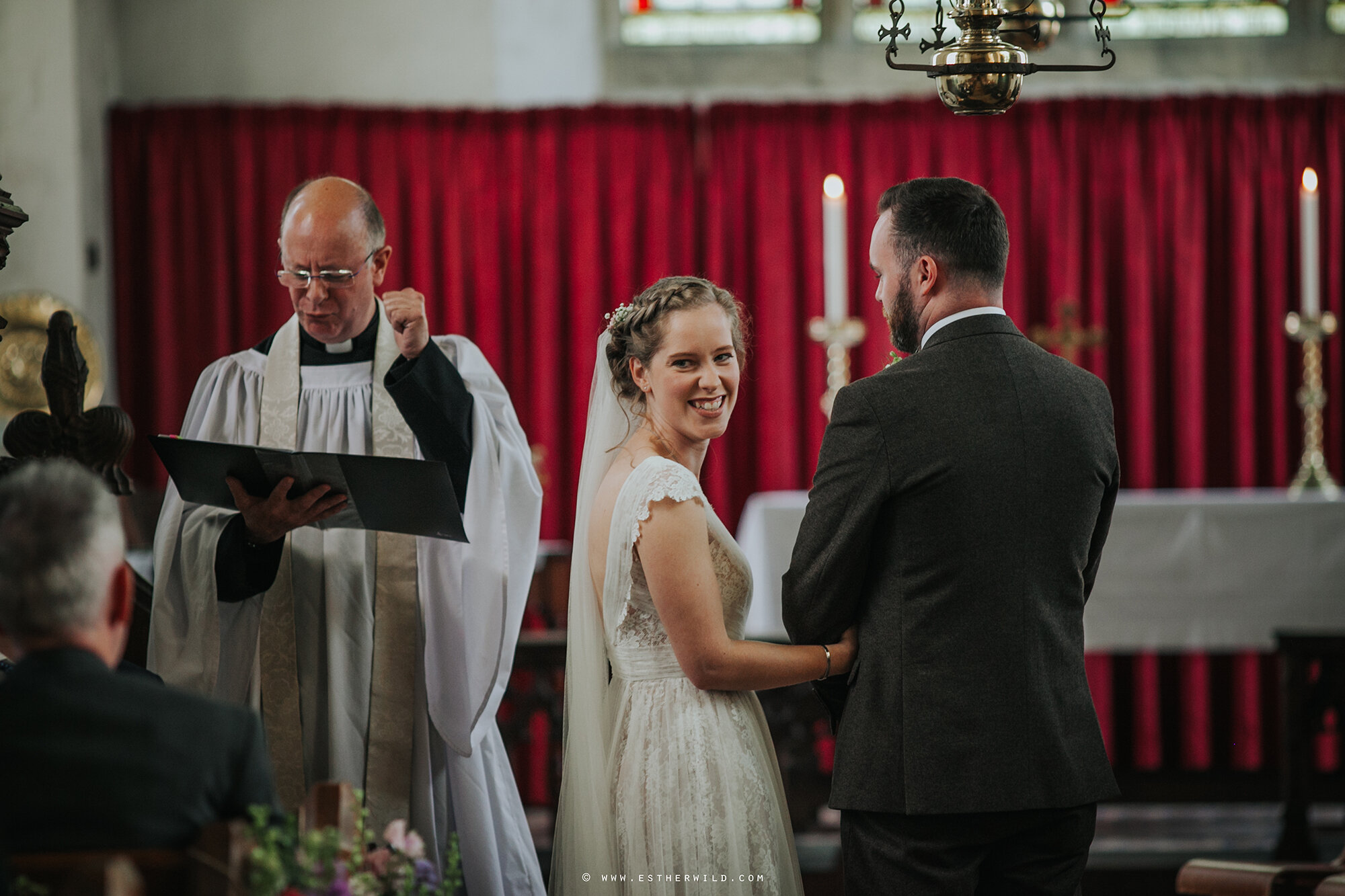 Glebe_Farm_Barn_Norfolk_Wedding_Photographer_Copyright_Esther_Wild_Photographer_259-IMG_2279.jpg