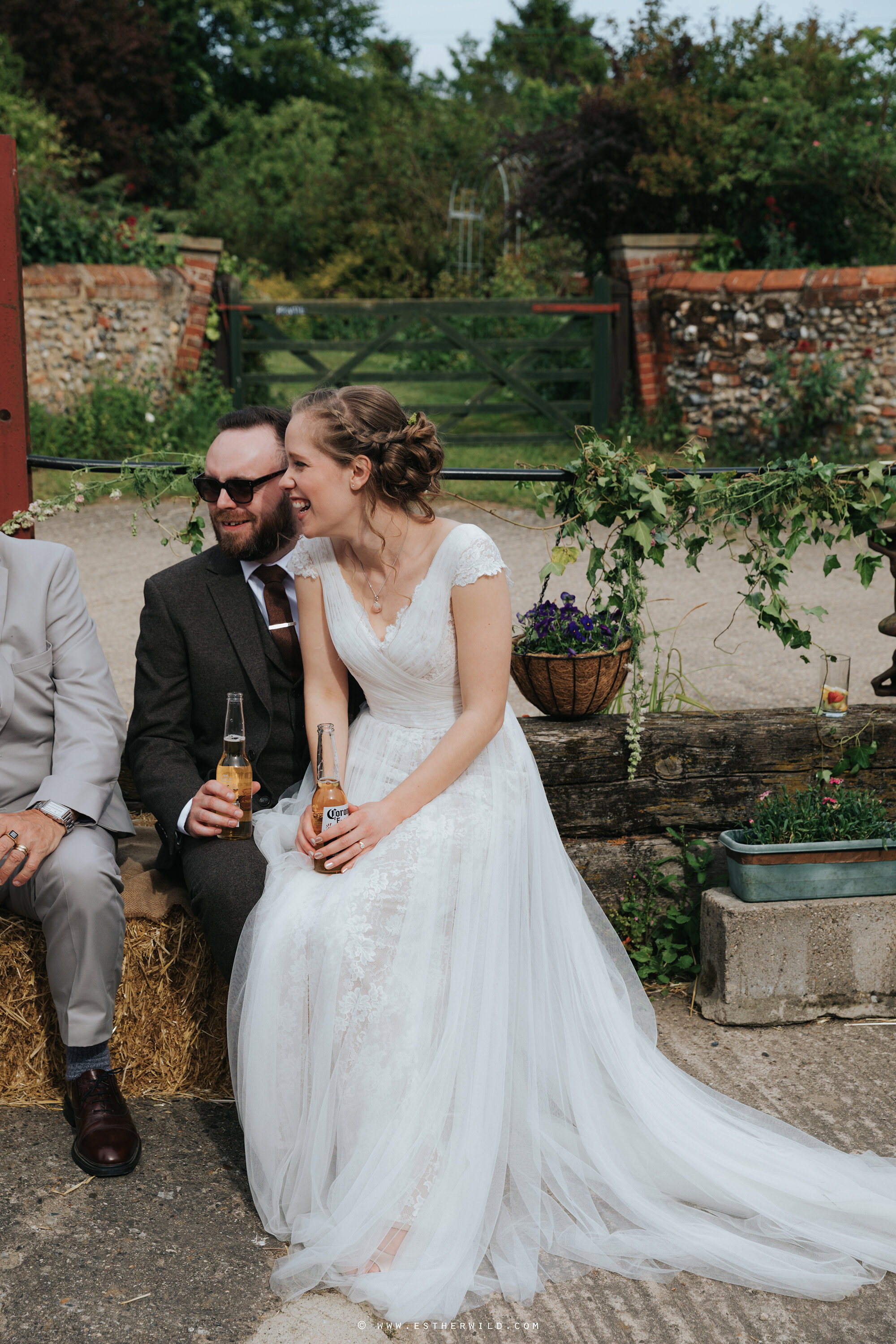 Glebe_Farm_Barn_Norfolk_Wedding_Photographer_Copyright_Esther_Wild_Photographer_666-IMG_4086.jpg