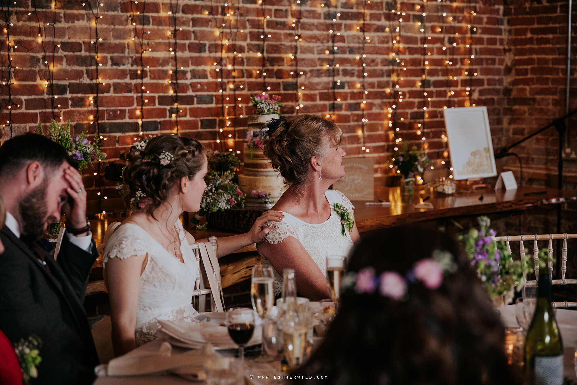 Glebe_Farm_Barn_Norfolk_Wedding_Photographer_Copyright_Esther_Wild_Photographer_778-IMG_4432.jpg