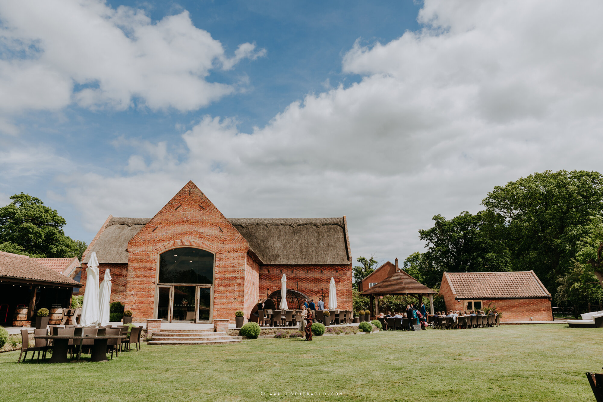 Southwood_Hall_Norwich_Norfolk_Wedding_Photographer_Copyright_Esther_Wild_84-IMG_0260.jpg