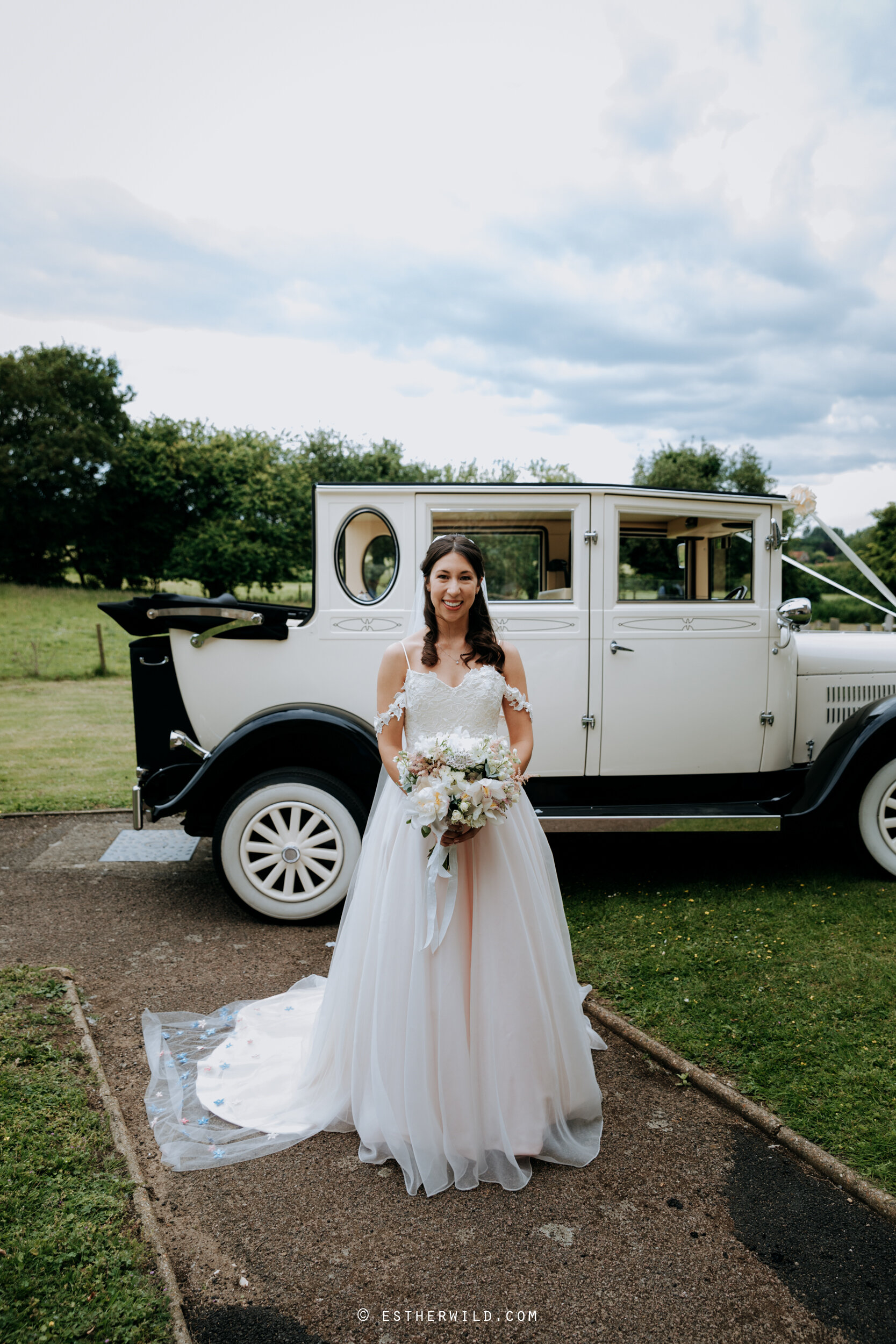 one_curious_dream_norfolk_wedding_planning_venue_photographer_©_Esther_Wild_89-IMG_0305.jpg