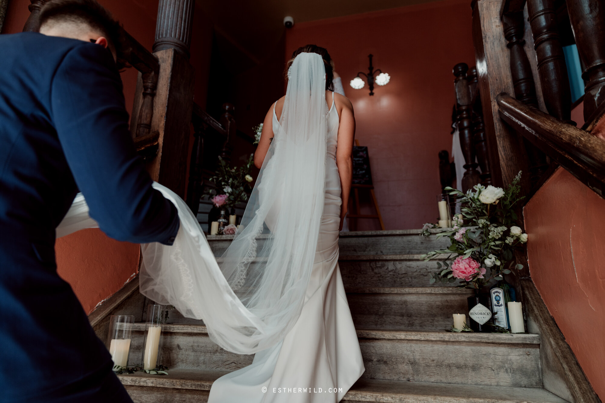 Kings_Lynn_Town_Hall_Wedding_Norfolk_Photographer_©EstherWild_185-IMG_0596.jpg