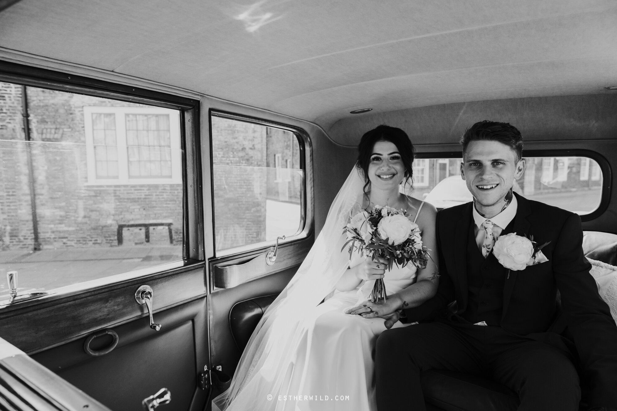 Kings_Lynn_Town_Hall_Wedding_Norfolk_Photographer_©EstherWild_316-IMG_0950.jpg