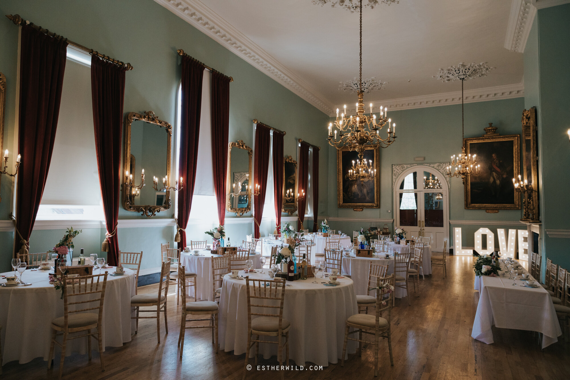 Kings_Lynn_Town_Hall_Wedding_Norfolk_Photographer_©EstherWild_380-IMG_1149.jpg