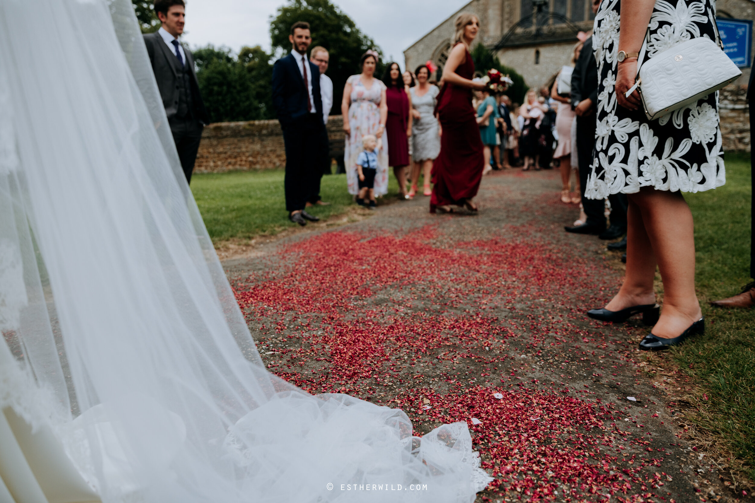 Snettisham_Church_Briarfields_Titchwell_Norfolk_Wedding_Photographer_Copyright_Esther_Wild_342-IMG_0834.jpg