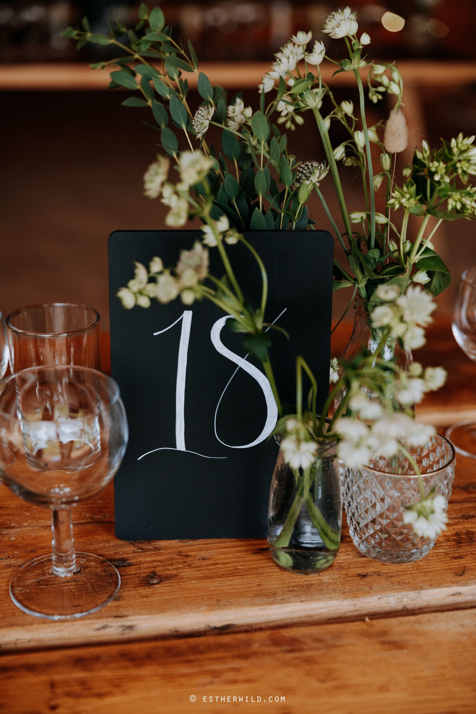 Barn_Drift_Cley_Norfolk_Wedding_Esther_Wild_Photographer_©_Esther_Wild_63-IMG_0218.jpg