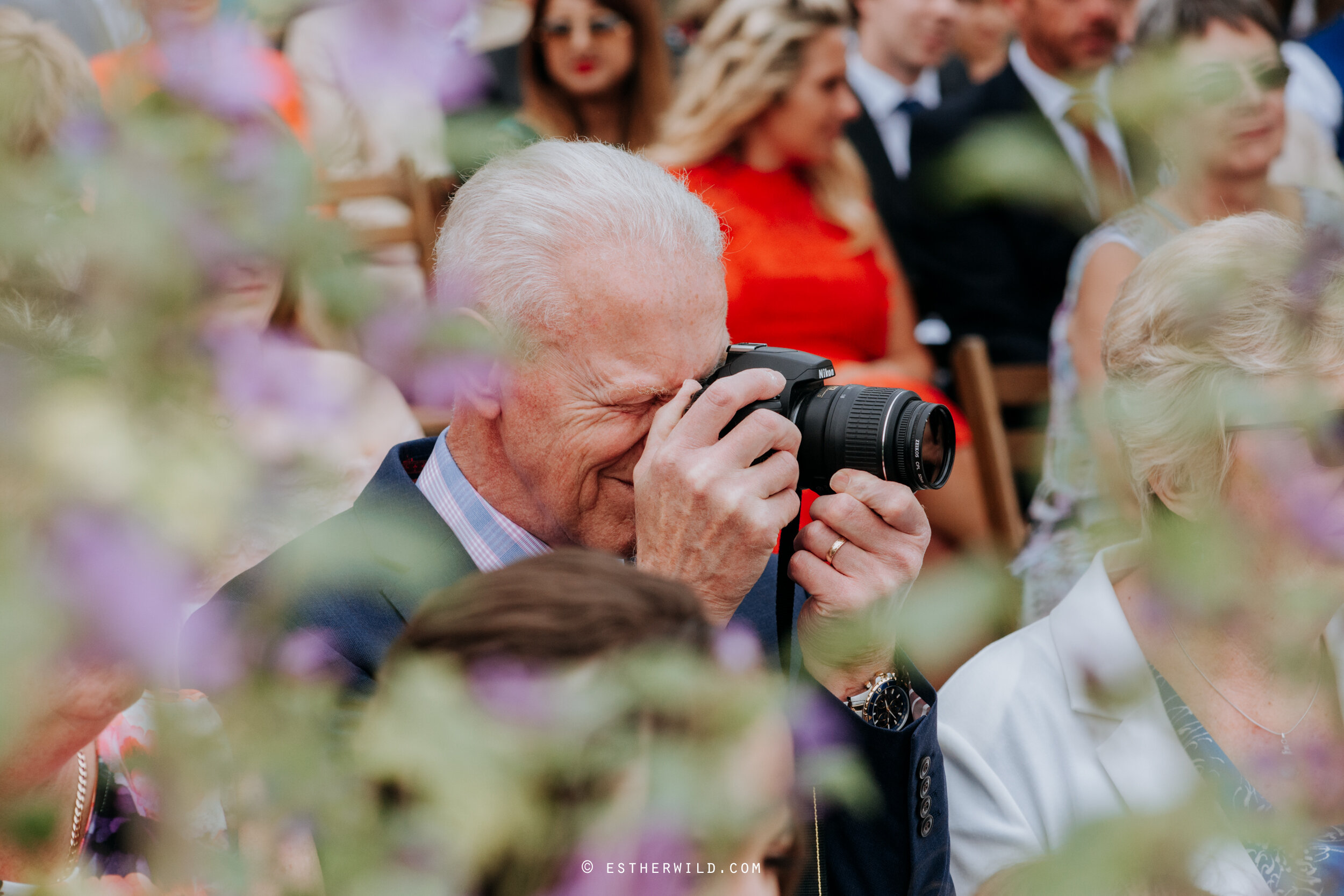 Barn_Drift_Cley_Norfolk_Wedding_Esther_Wild_Photographer_©_Esther_Wild_214-IMG_2312.jpg