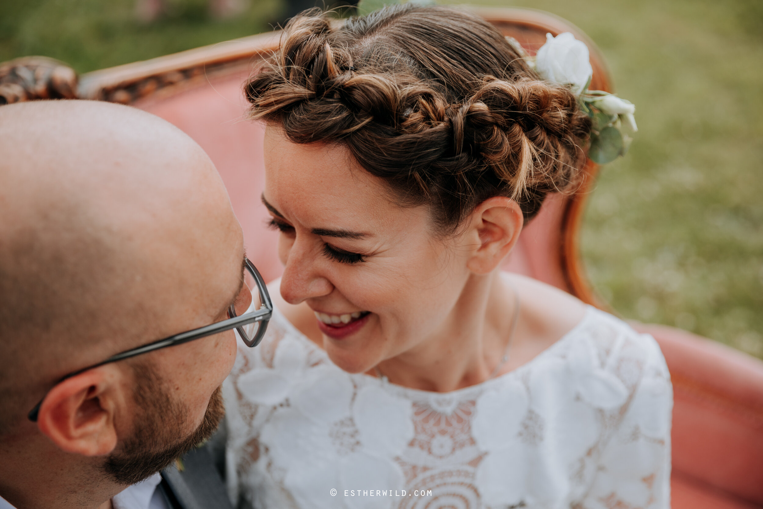 Barn_Drift_Cley_Norfolk_Wedding_Esther_Wild_Photographer_©_Esther_Wild_465-IMG_1381.jpg