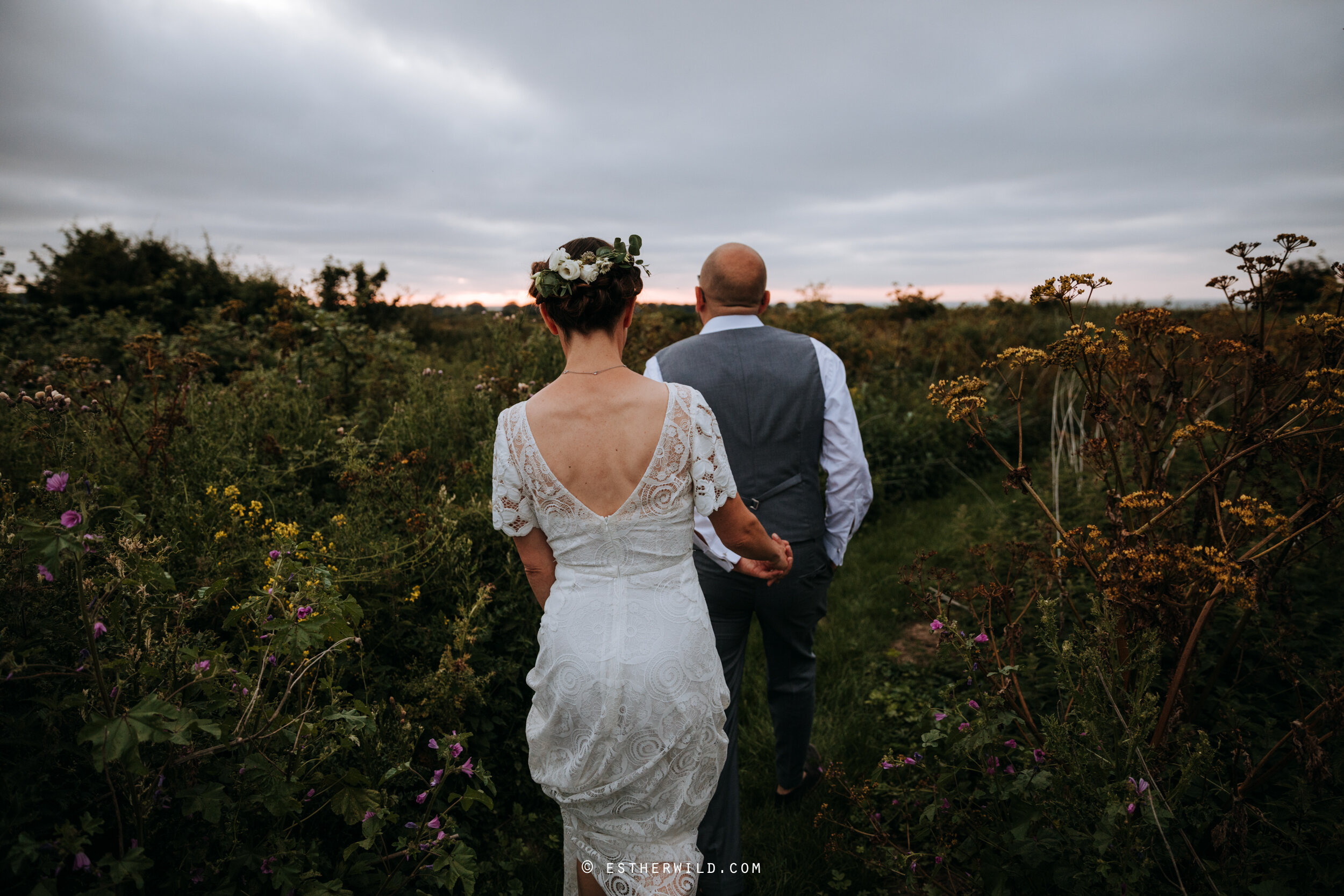 Barn_Drift_Cley_Norfolk_Wedding_Esther_Wild_Photographer_©_Esther_Wild_677-IMG_2328.jpg