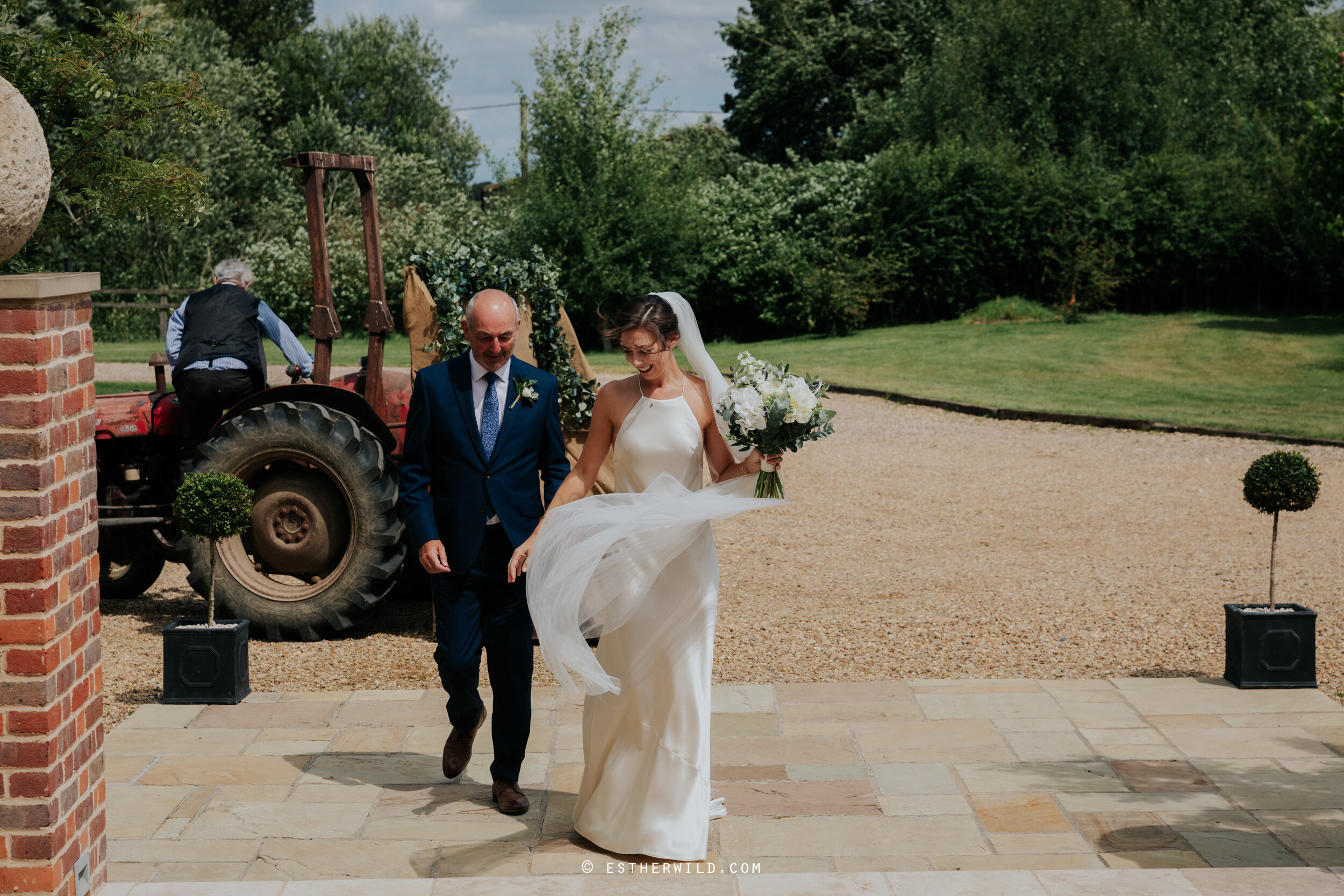 Godwick_Norfolk_Wedding_Documentary_Photography_Copyright_Esther_Wild_225-IMG_3446.jpg