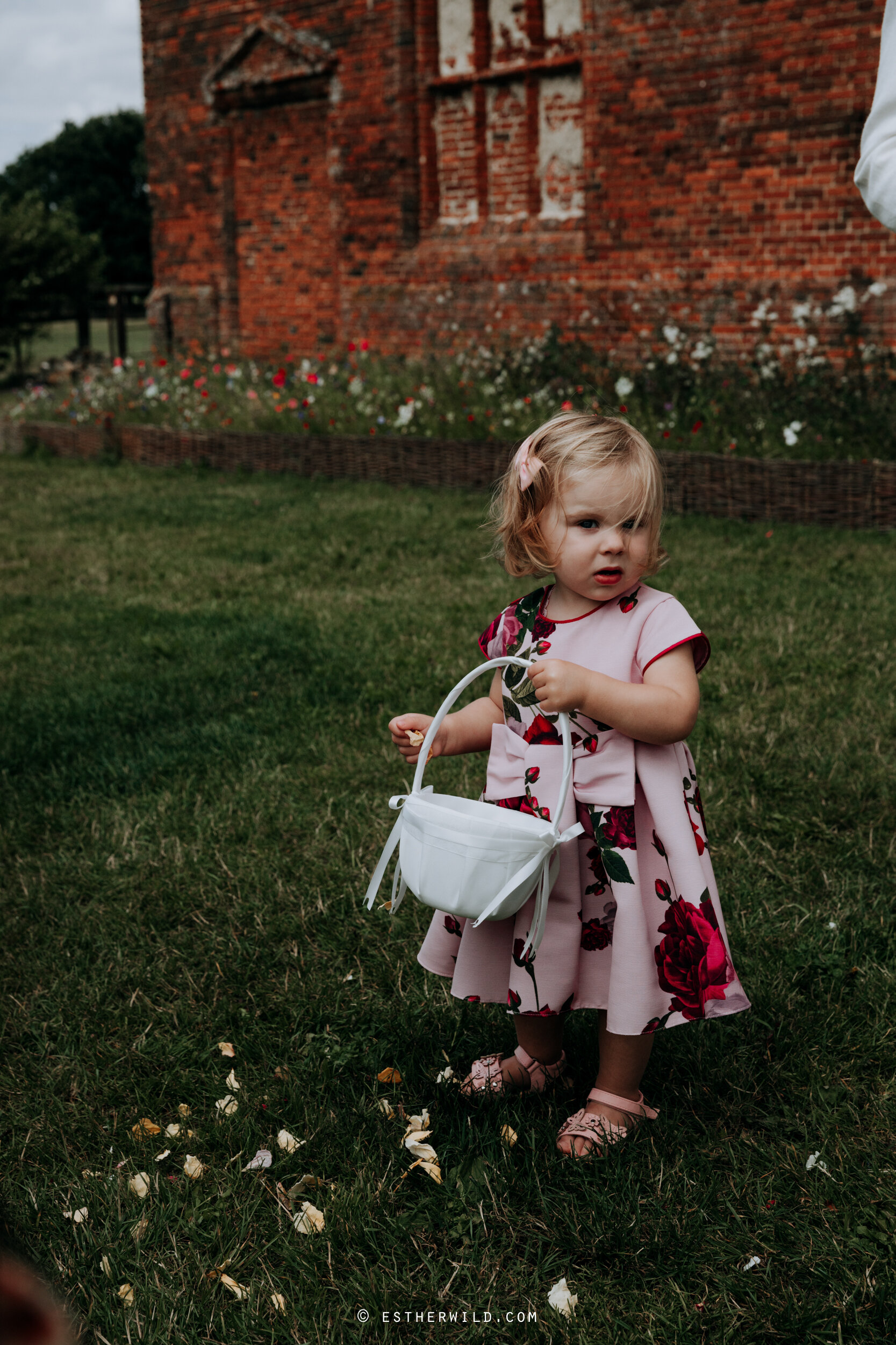 Godwick_Norfolk_Wedding_Documentary_Photography_Copyright_Esther_Wild_407-IMG_3975.jpg