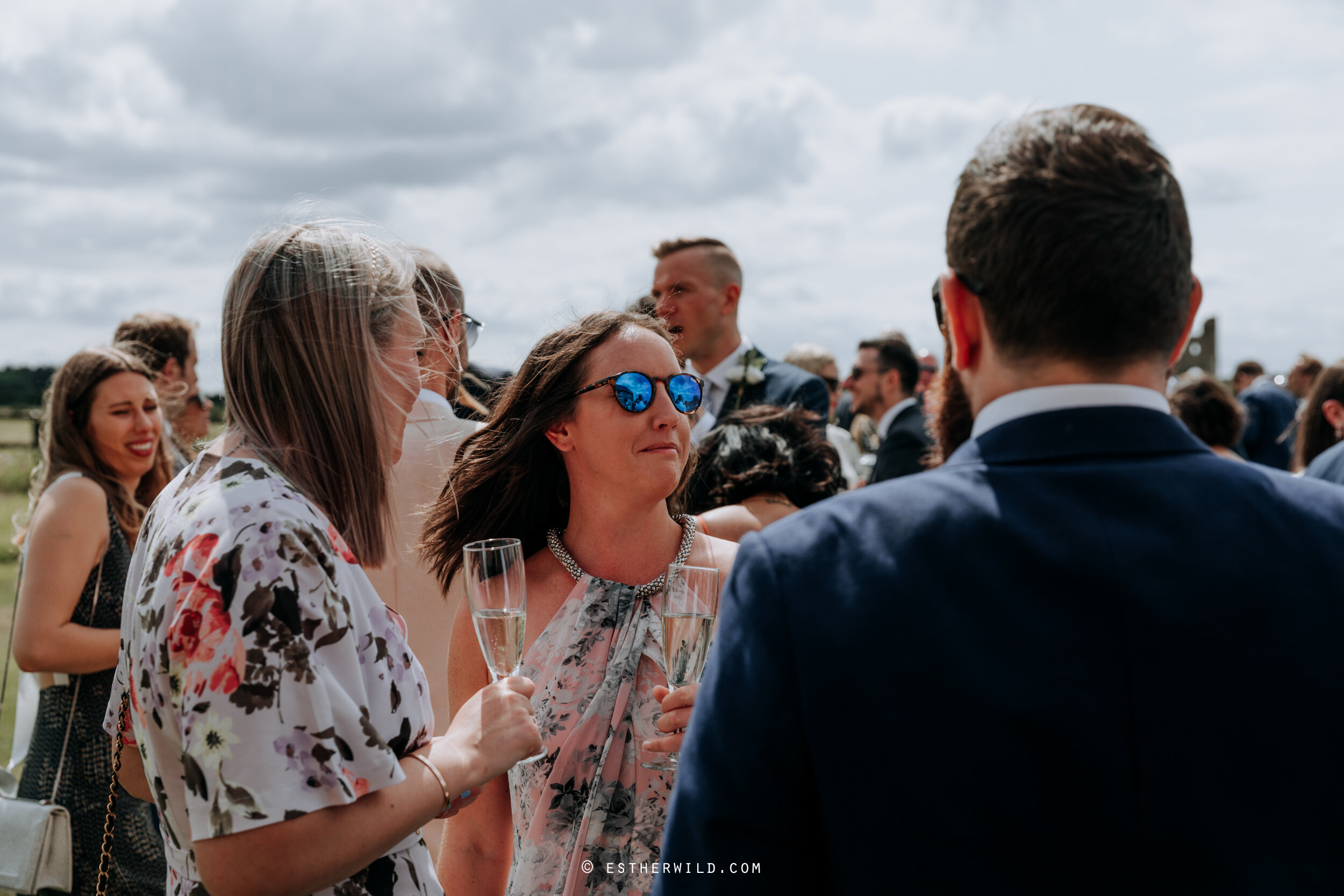 Godwick_Norfolk_Wedding_Documentary_Photography_Copyright_Esther_Wild_418-IMG_4006.jpg