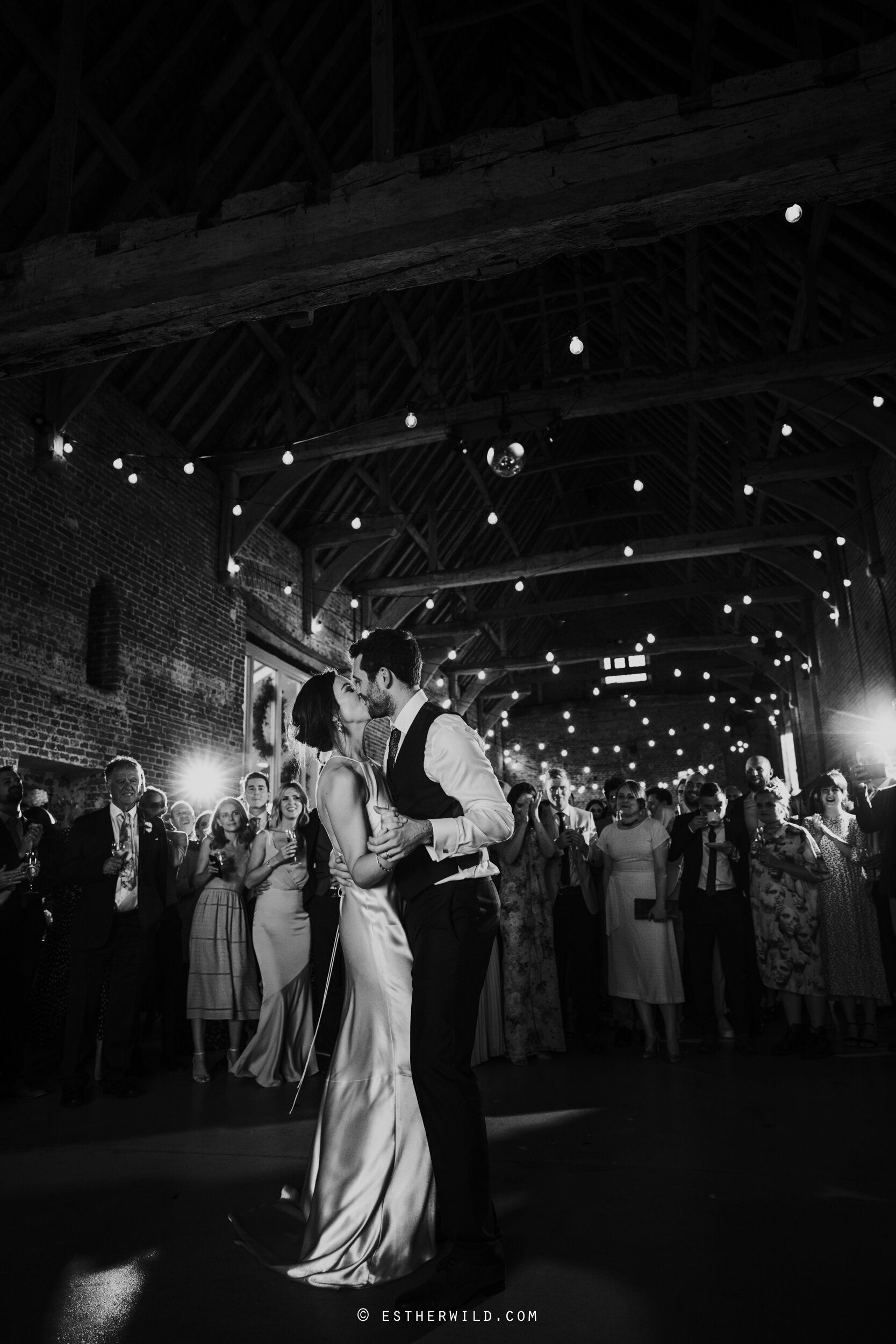 Godwick_Norfolk_Wedding_Documentary_Photography_Copyright_Esther_Wild_860-IMG_6050.jpg