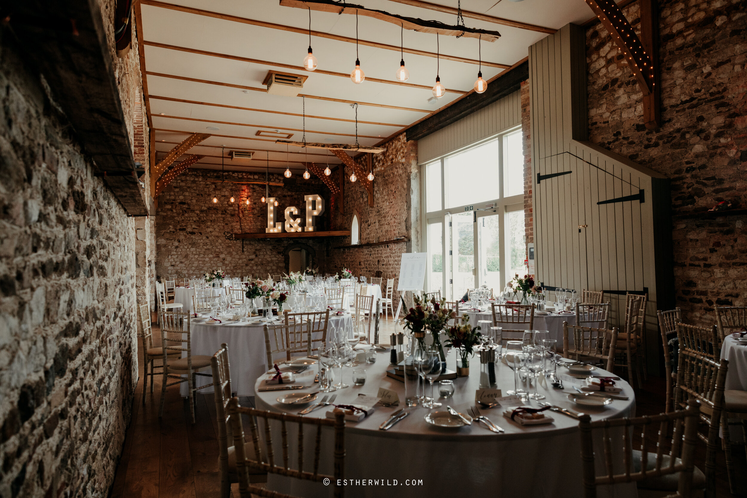 Pentney_Abbey_Kings_Lynn_Norfolk_Wedding_Esther_Wild_Photographer_©Esther_Wild_IMG_0211.jpg