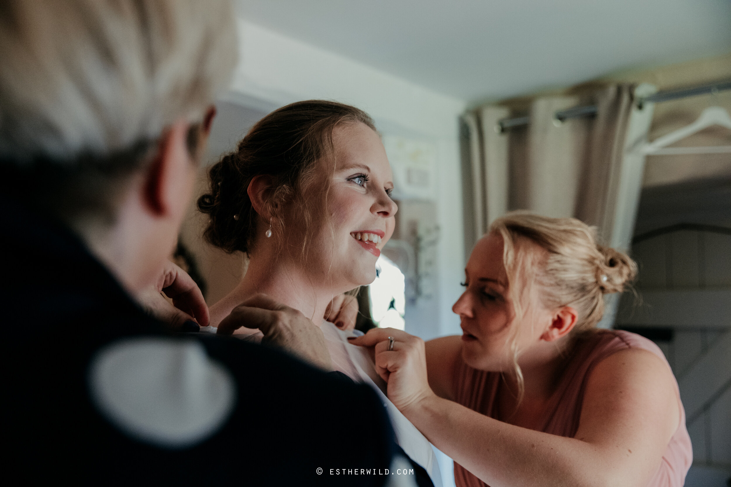 Pentney_Abbey_Kings_Lynn_Norfolk_Wedding_Esther_Wild_Photographer_©Esther_Wild_IMG_0305.jpg