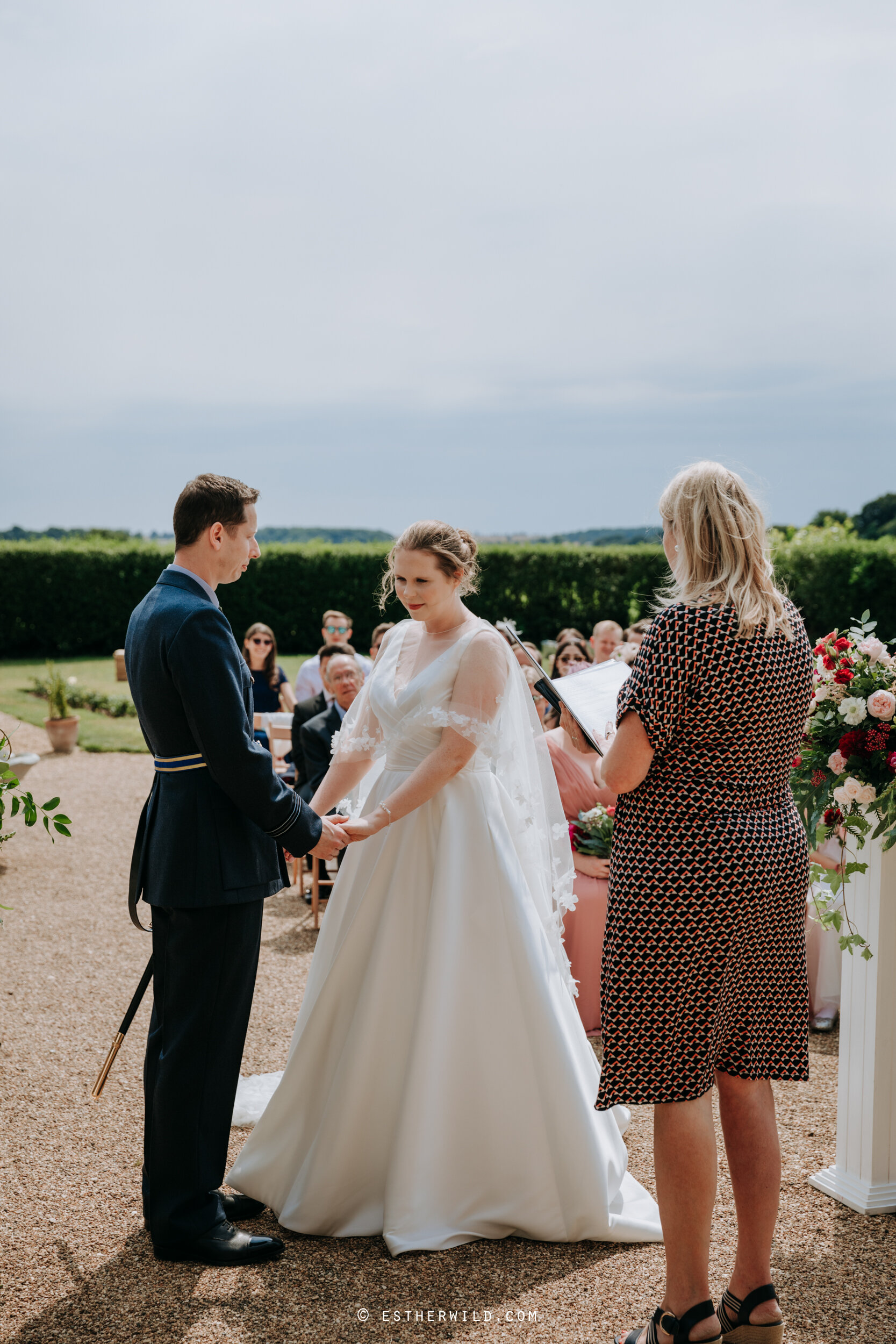 Pentney_Abbey_Kings_Lynn_Norfolk_Wedding_Esther_Wild_Photographer_©Esther_Wild_IMG_0424.jpg