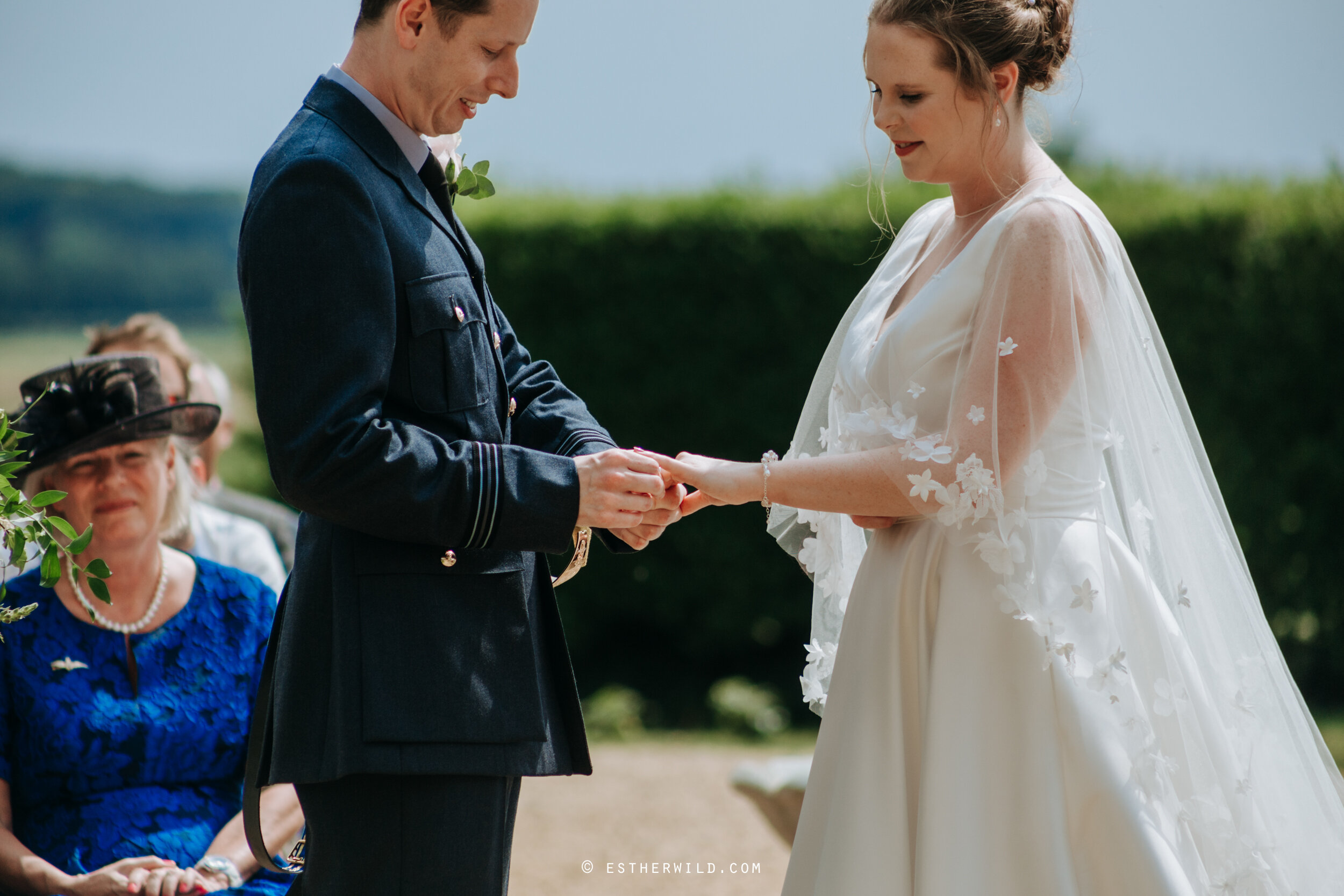 Pentney_Abbey_Kings_Lynn_Norfolk_Wedding_Esther_Wild_Photographer_©Esther_Wild_IMG_0453_IMG_7211.jpg