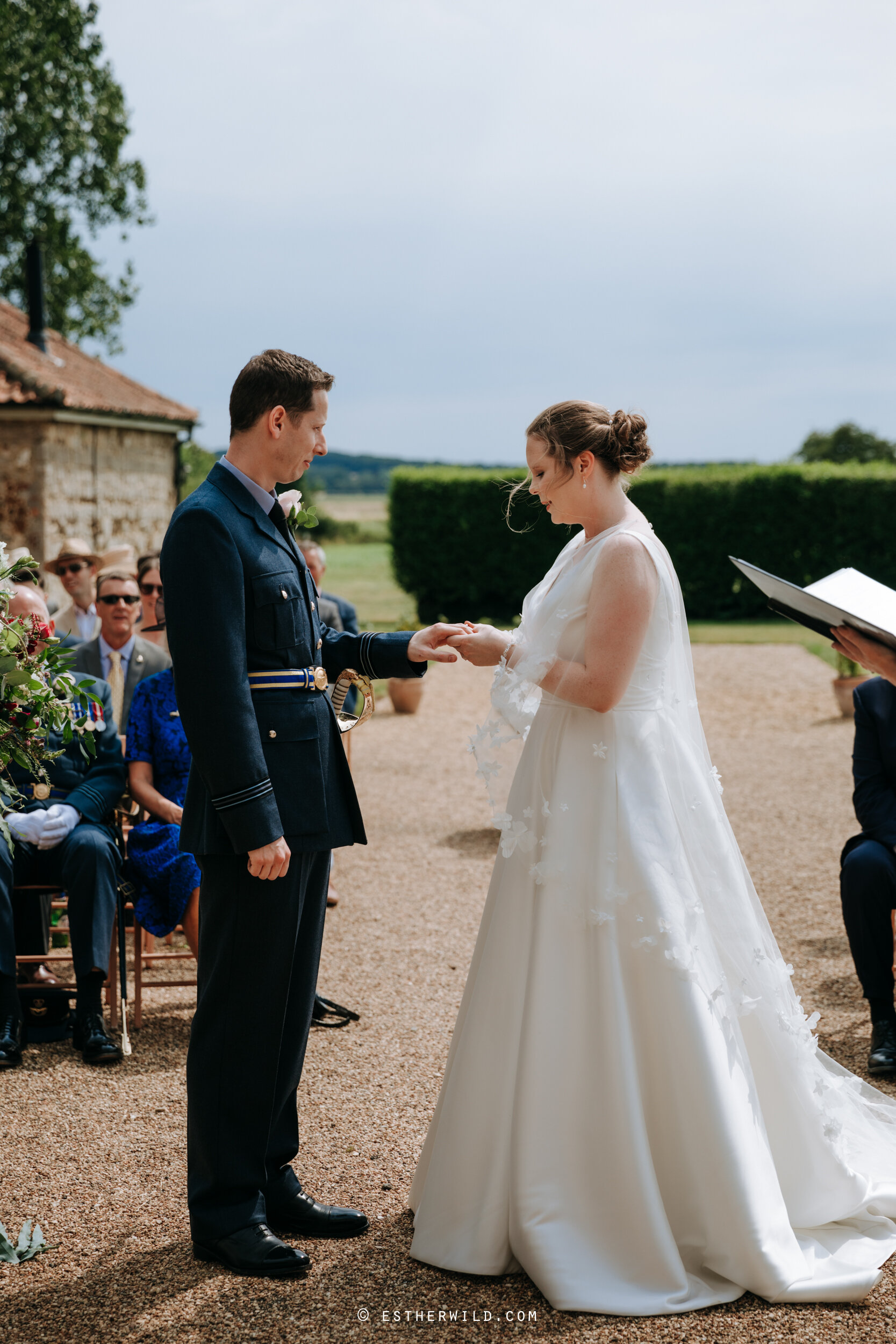 Pentney_Abbey_Kings_Lynn_Norfolk_Wedding_Esther_Wild_Photographer_©Esther_Wild_IMG_0457.jpg