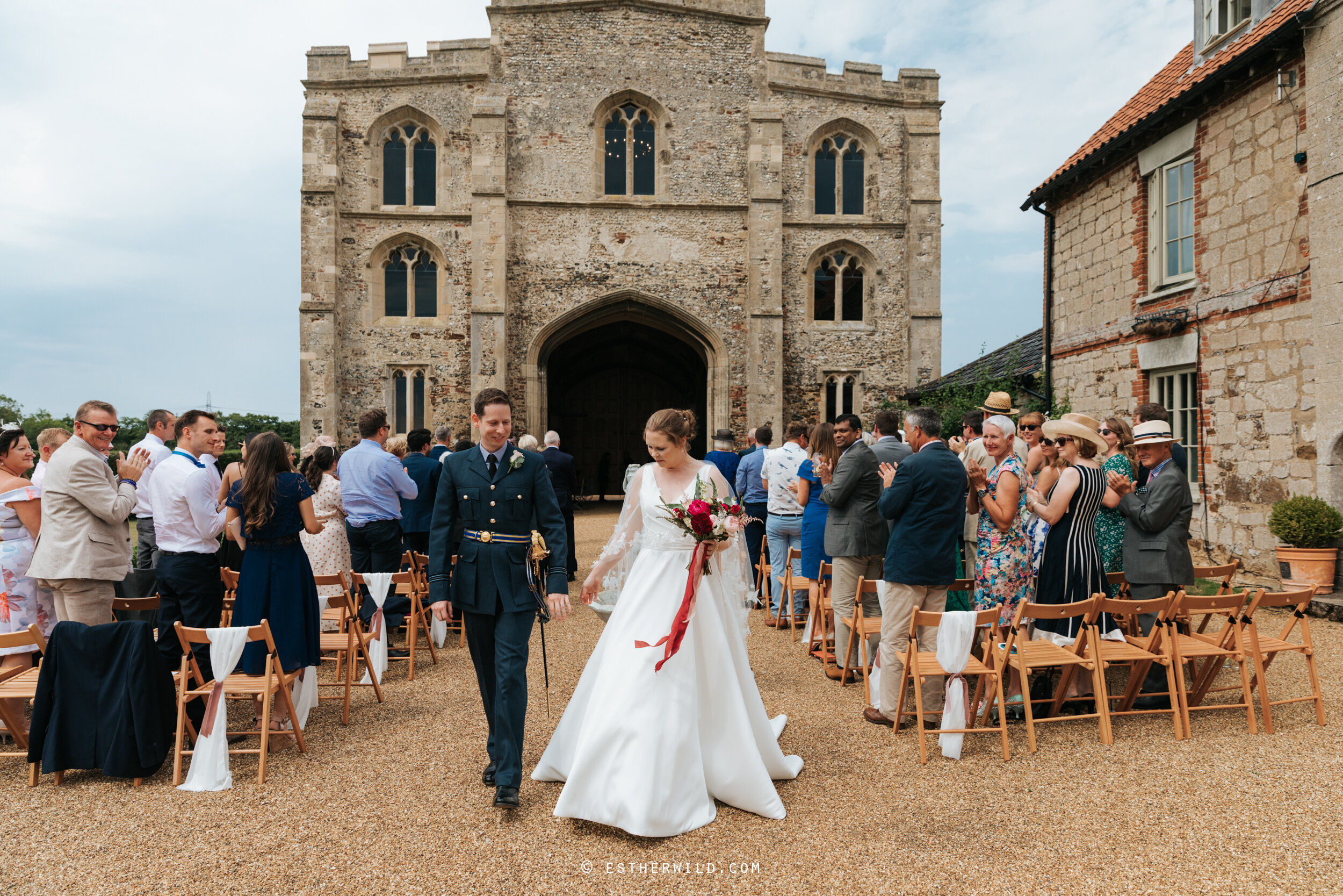 Pentney_Abbey_Kings_Lynn_Norfolk_Wedding_Esther_Wild_Photographer_©Esther_Wild_IMG_0542.jpg