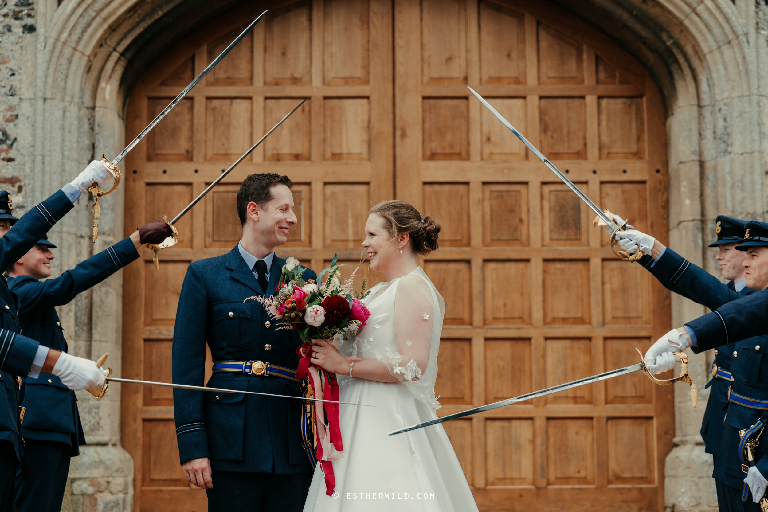 Pentney_Abbey_Kings_Lynn_Norfolk_Wedding_Esther_Wild_Photographer_©Esther_Wild_IMG_0614.jpg