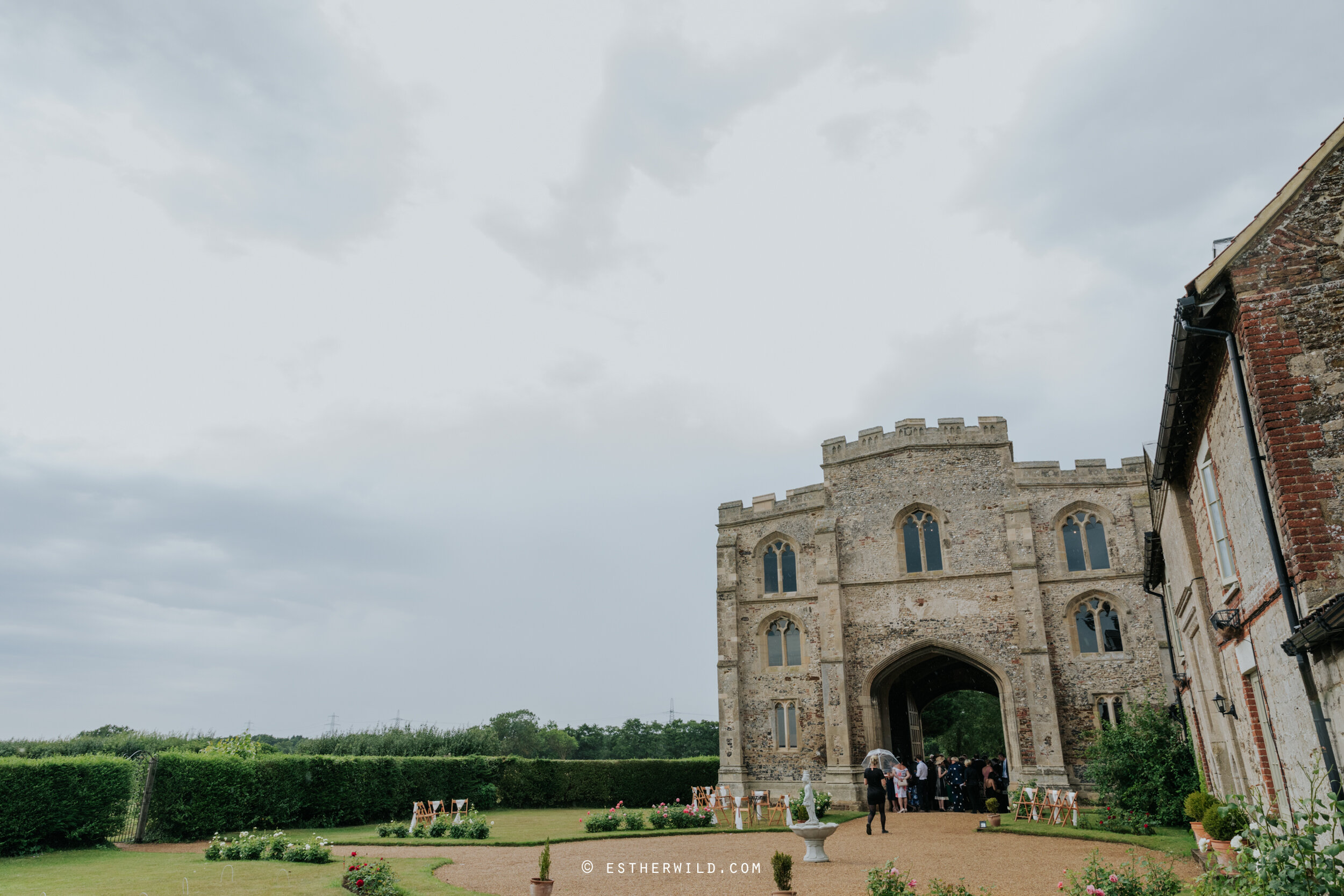 Pentney_Abbey_Kings_Lynn_Norfolk_Wedding_Esther_Wild_Photographer_©Esther_Wild_IMG_0768.jpg