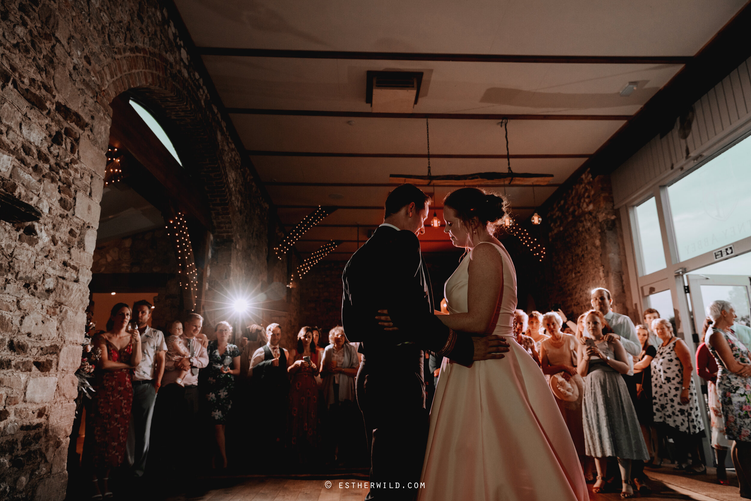 Pentney_Abbey_Kings_Lynn_Norfolk_Wedding_Esther_Wild_Photographer_©Esther_Wild_IMG_1747.jpg