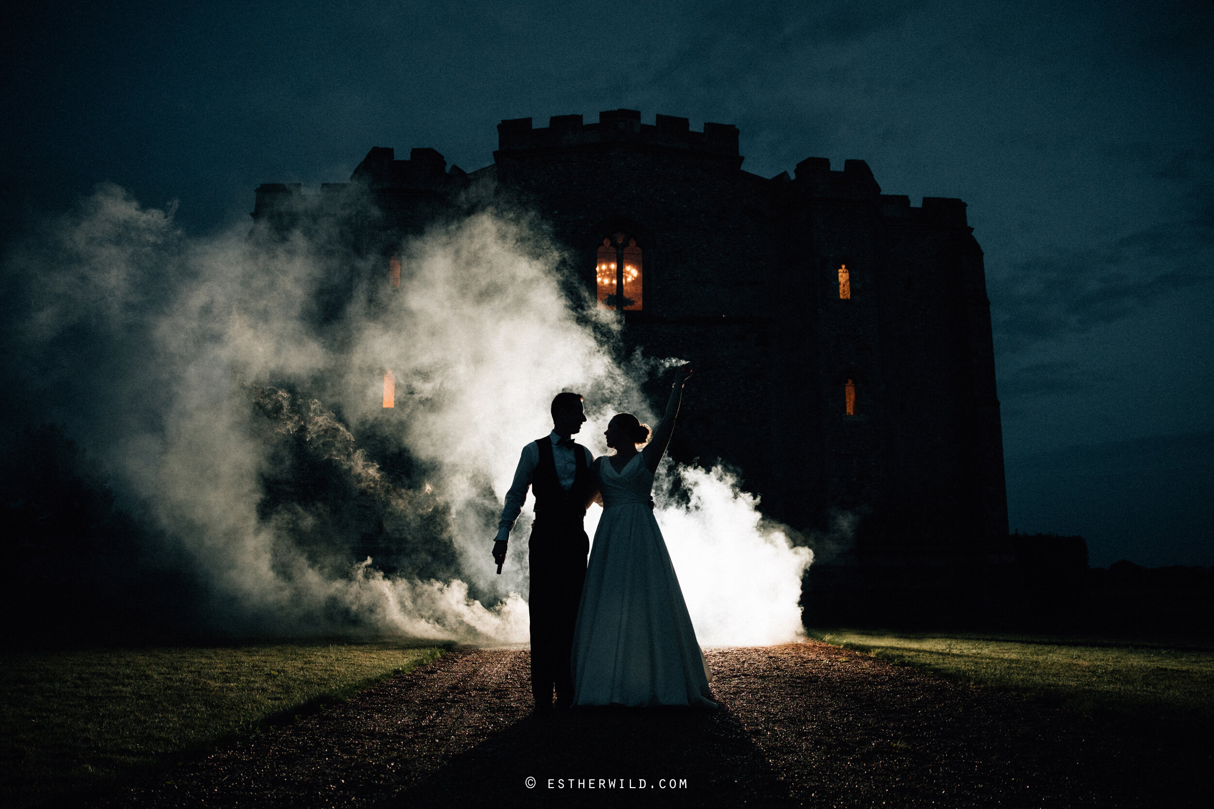 Pentney_Abbey_Kings_Lynn_Norfolk_Wedding_Esther_Wild_Photographer_©Esther_Wild_IMG_2016.jpg