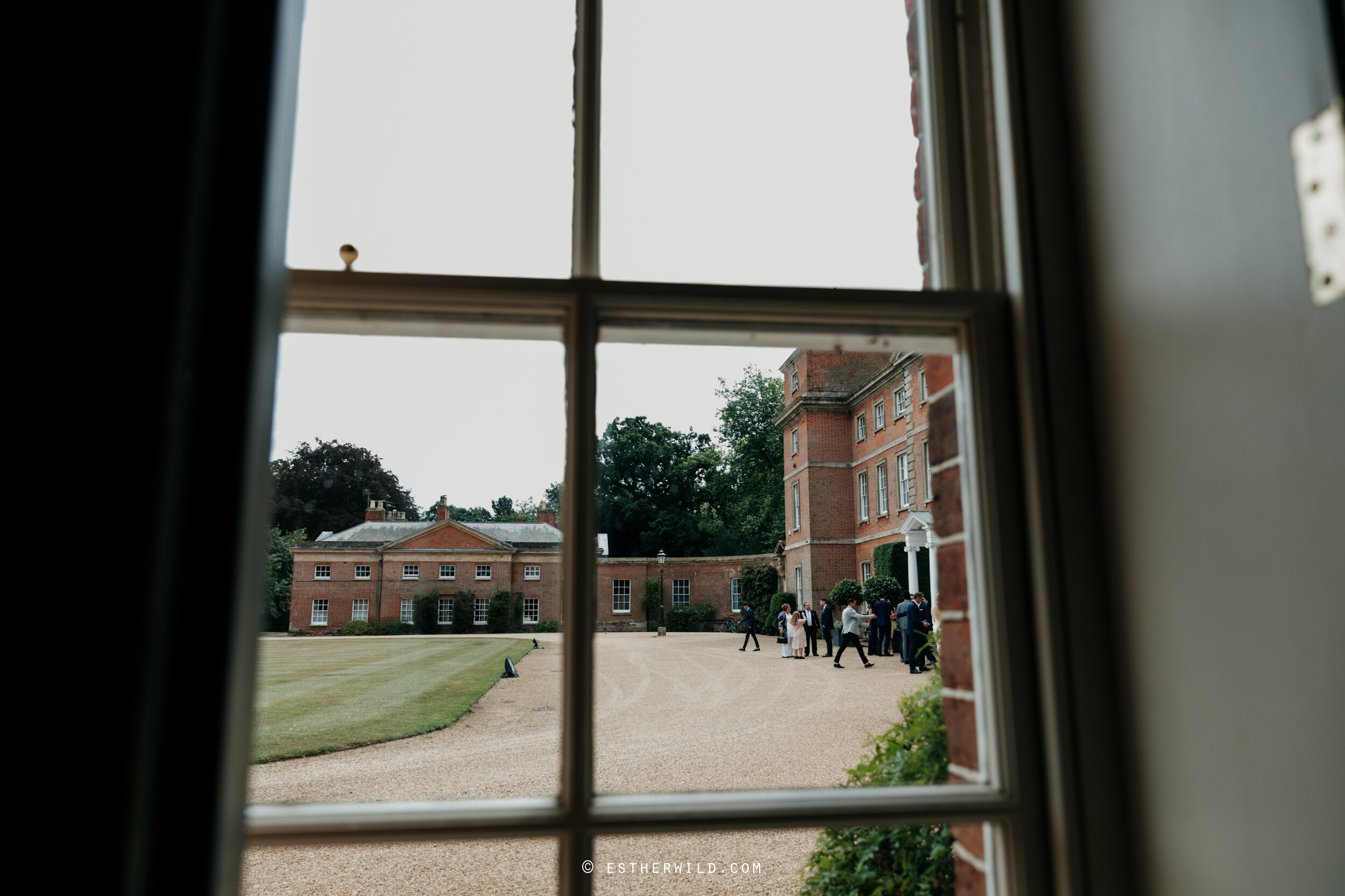 Kimberley_Hall_Norfolk_Wedding_Esther_Wild_Photographer_©Esther_Wild_109-IMG_0360.jpg