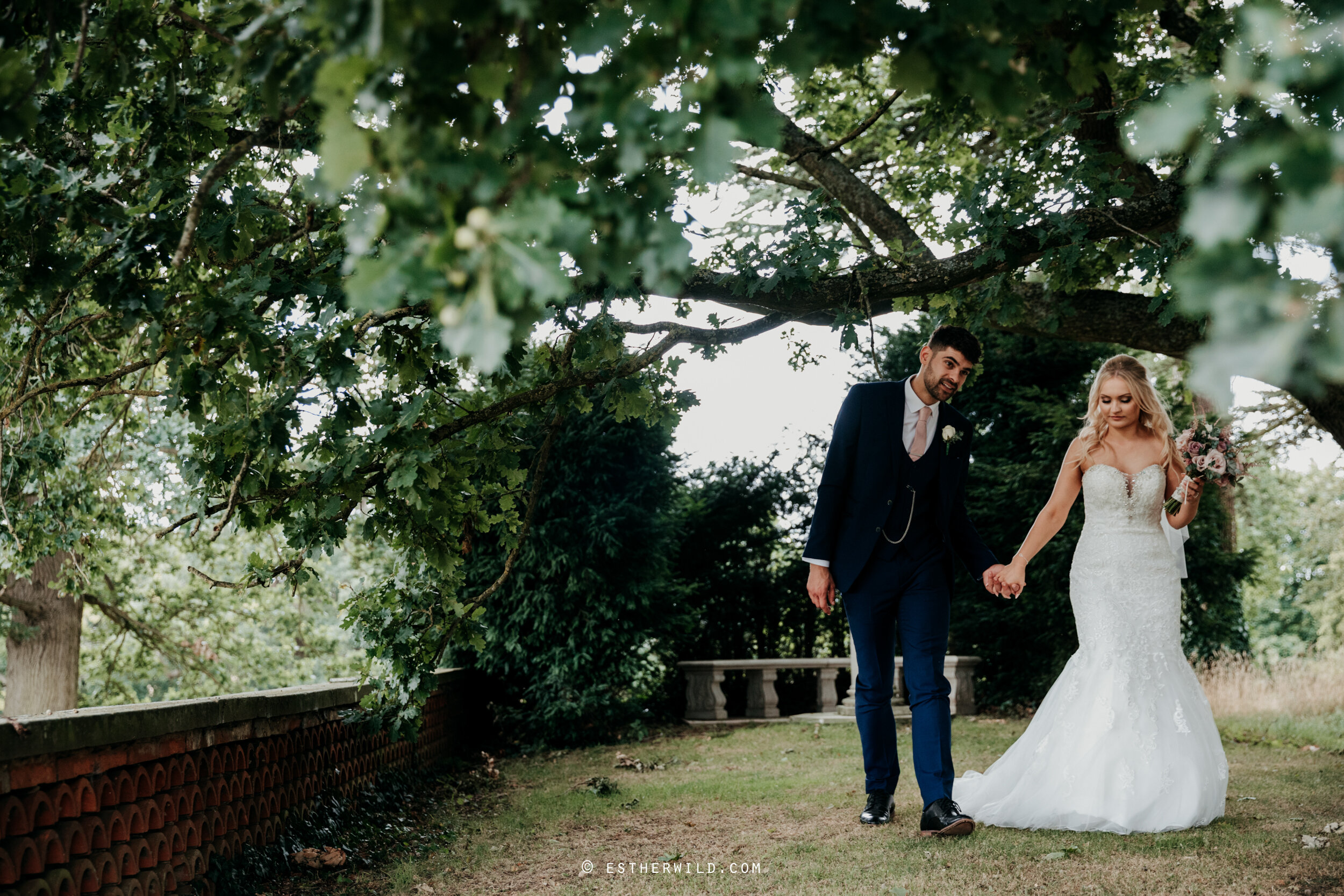 Kimberley_Hall_Norfolk_Wedding_Esther_Wild_Photographer_©Esther_Wild_455-IMG_1377.jpg