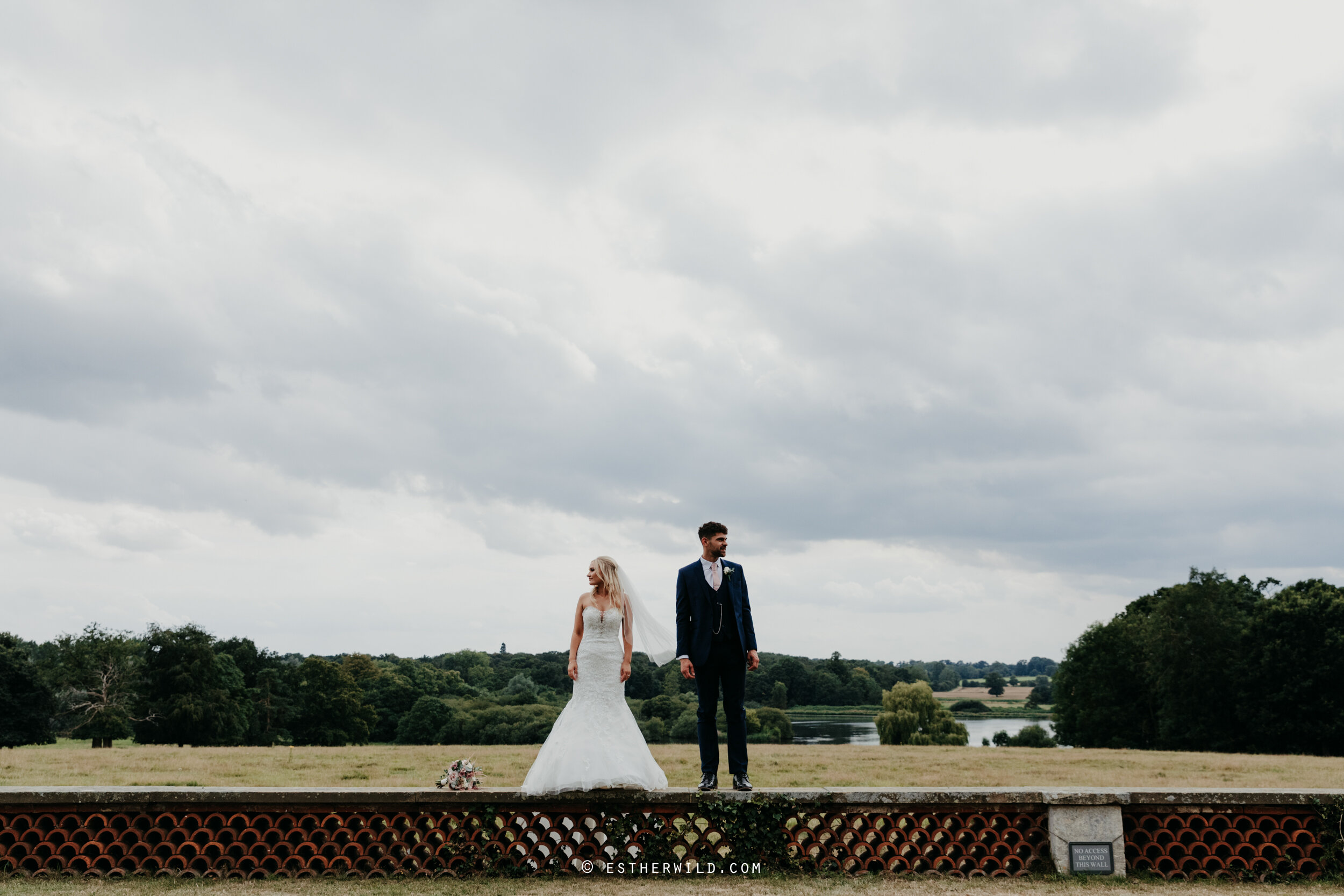 Kimberley_Hall_Norfolk_Wedding_Esther_Wild_Photographer_©Esther_Wild_472-IMG_1409.jpg