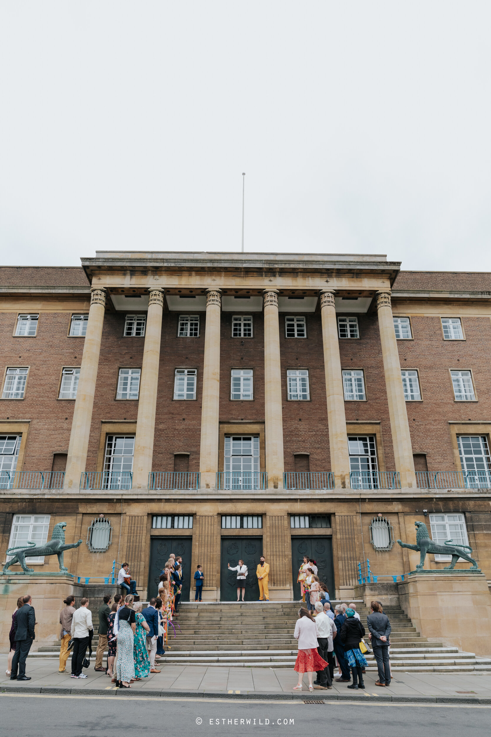 Town_Hall_Norwich_Norfolk_Wedding_Esther_Wild_Photographer_©Esther_Wild_158-IMG_8134.jpg