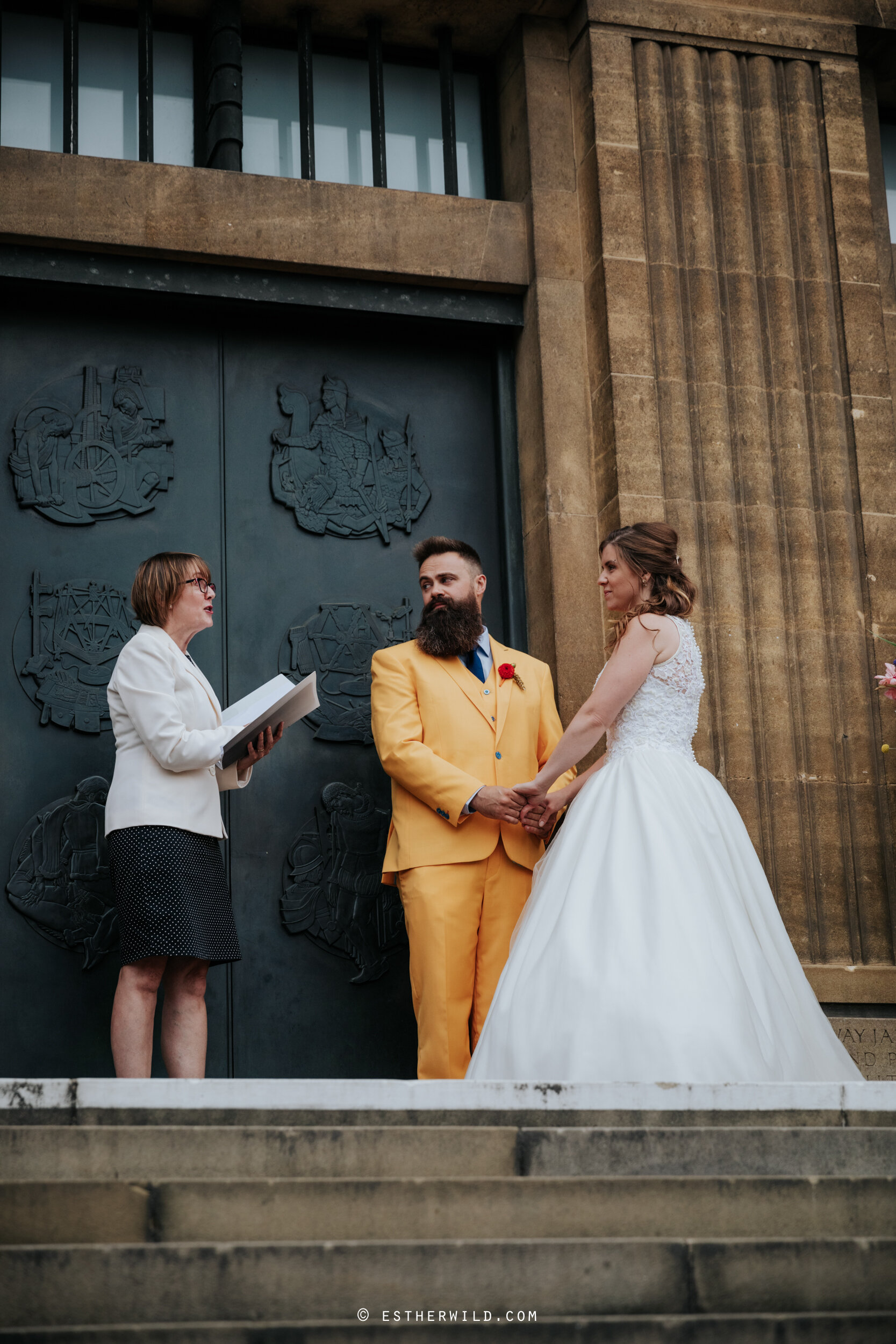 Town_Hall_Norwich_Norfolk_Wedding_Esther_Wild_Photographer_©Esther_Wild_194-IMG_8217.jpg