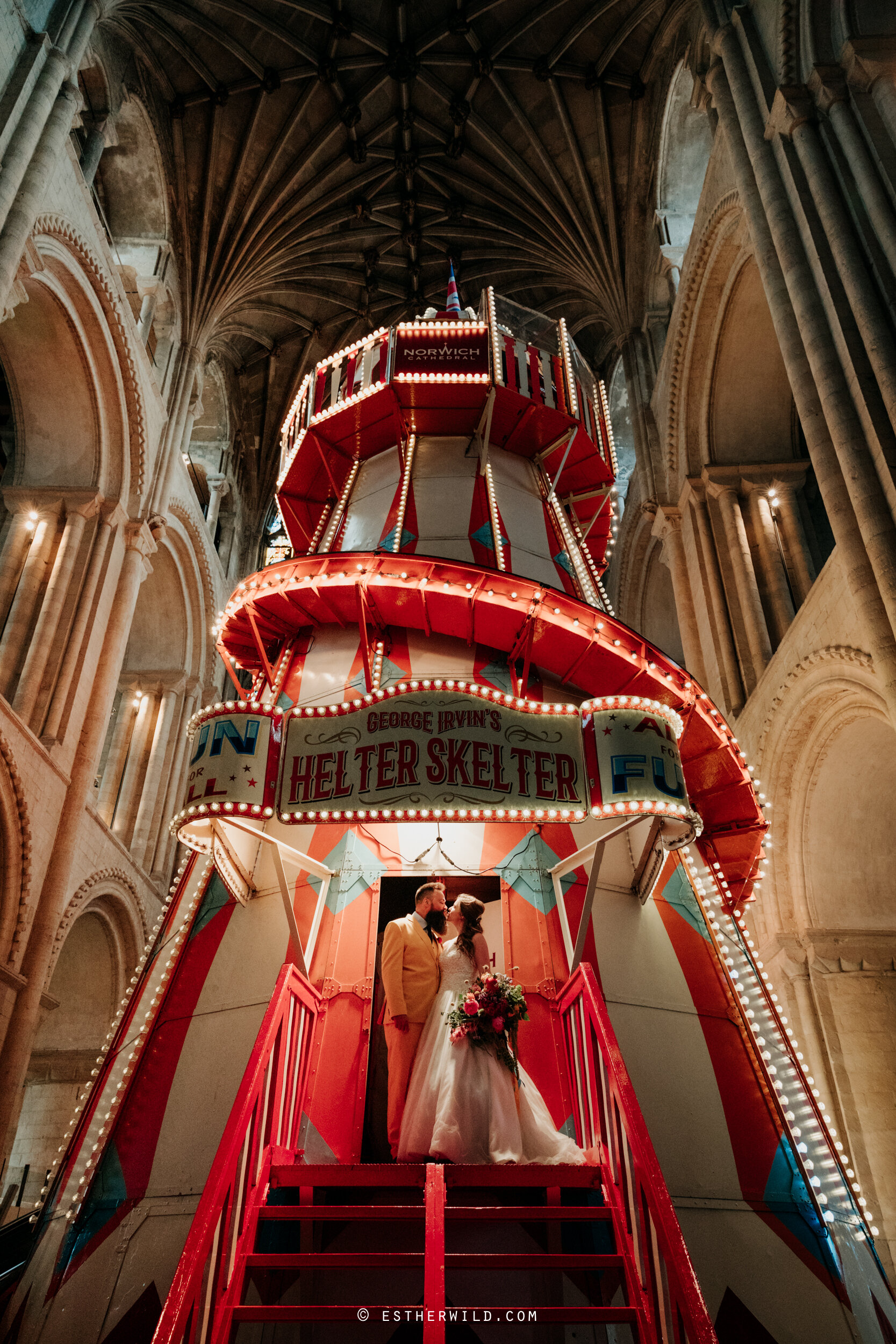 Town_Hall_Norwich_Norfolk_Wedding_Esther_Wild_Photographer_©Esther_Wild_415-IMG_9002.jpg