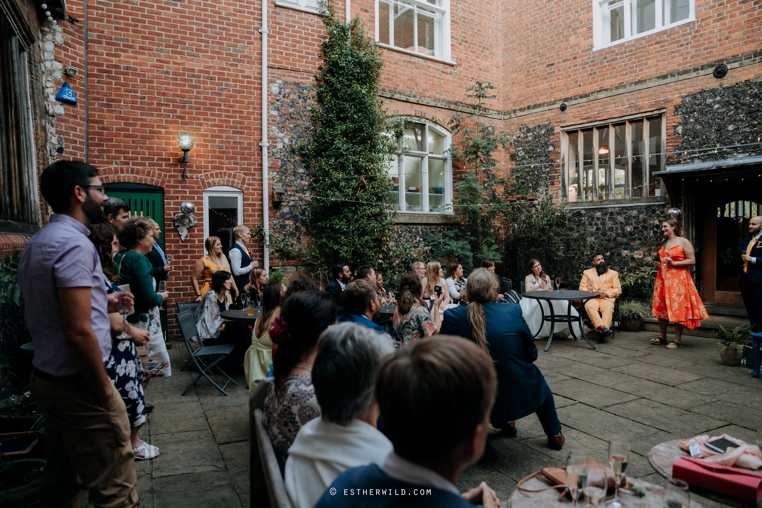 Town_Hall_Norwich_Norfolk_Wedding_Esther_Wild_Photographer_©Esther_Wild_618-IMG_9510.jpg