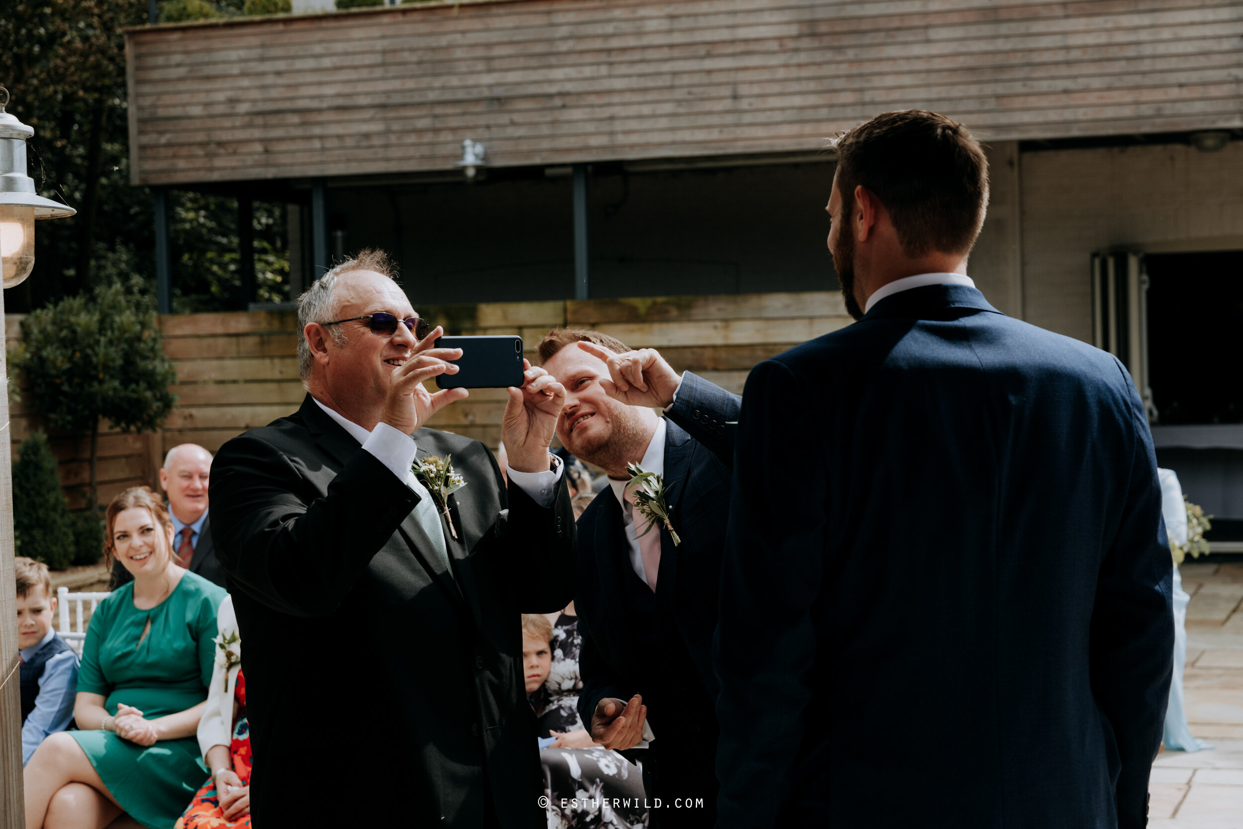 Ffolkes_Arms_Kings_Lynn_Norfolk_Wedding_Esther_Wild_Photographer_©Esther_Wild_122-IMG_0327.jpg