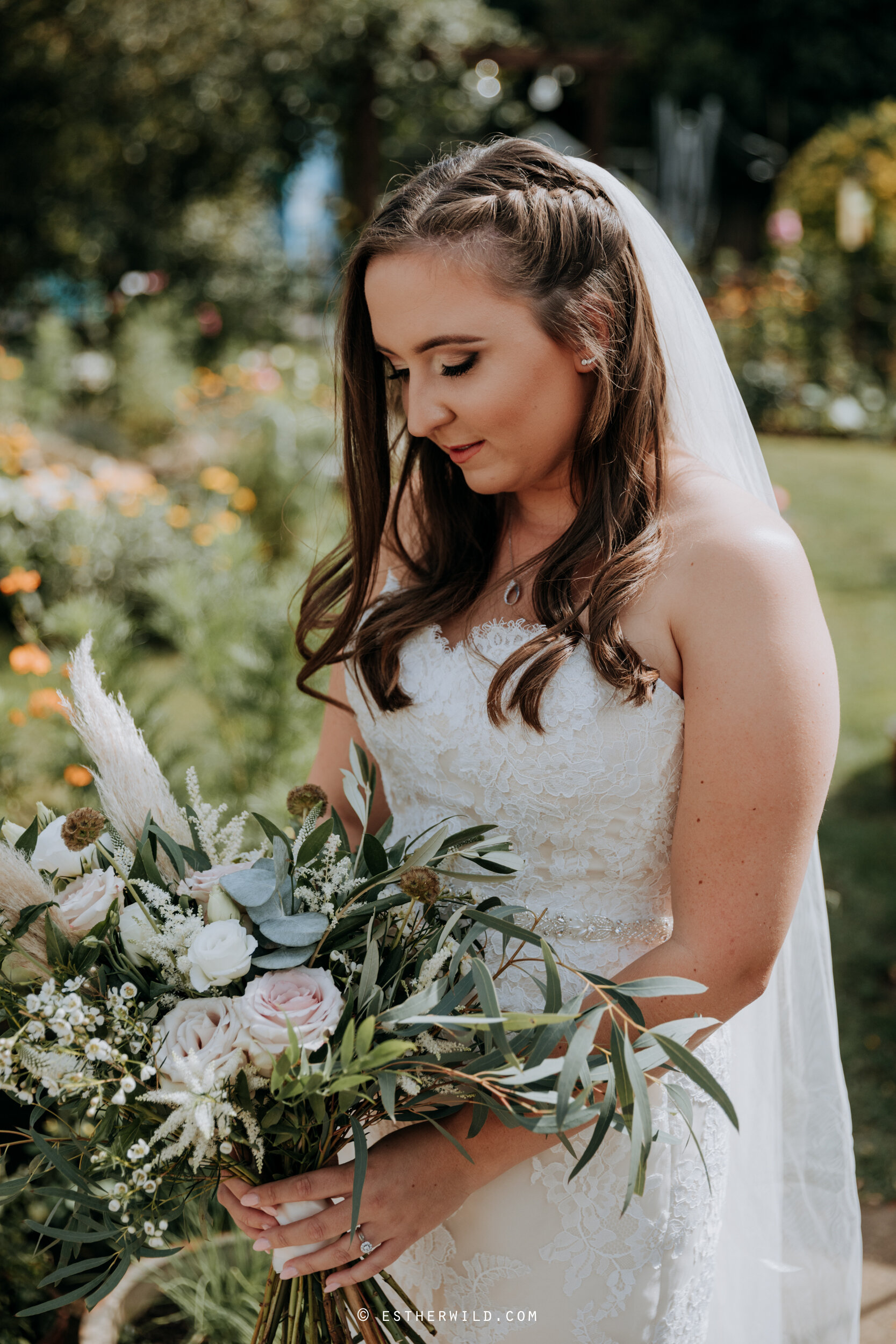 Ffolkes_Arms_Kings_Lynn_Norfolk_Wedding_Esther_Wild_Photographer_©Esther_Wild_105-IMG_0270.jpg